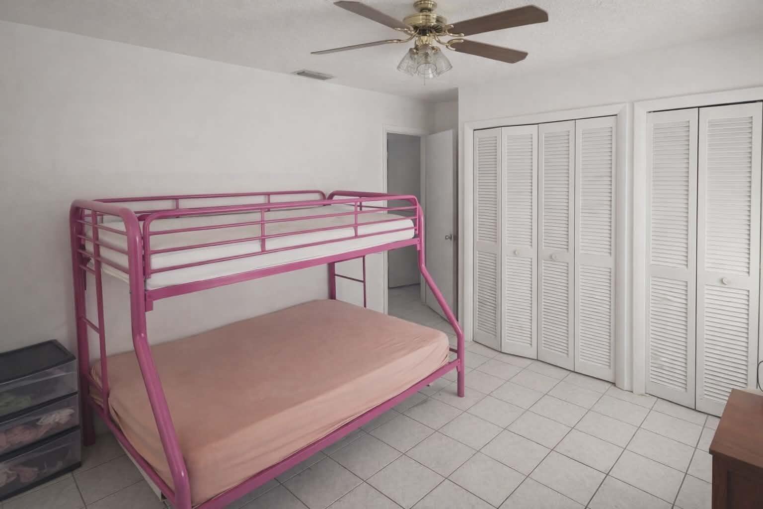 218 Olive Avenue Property Photo 7