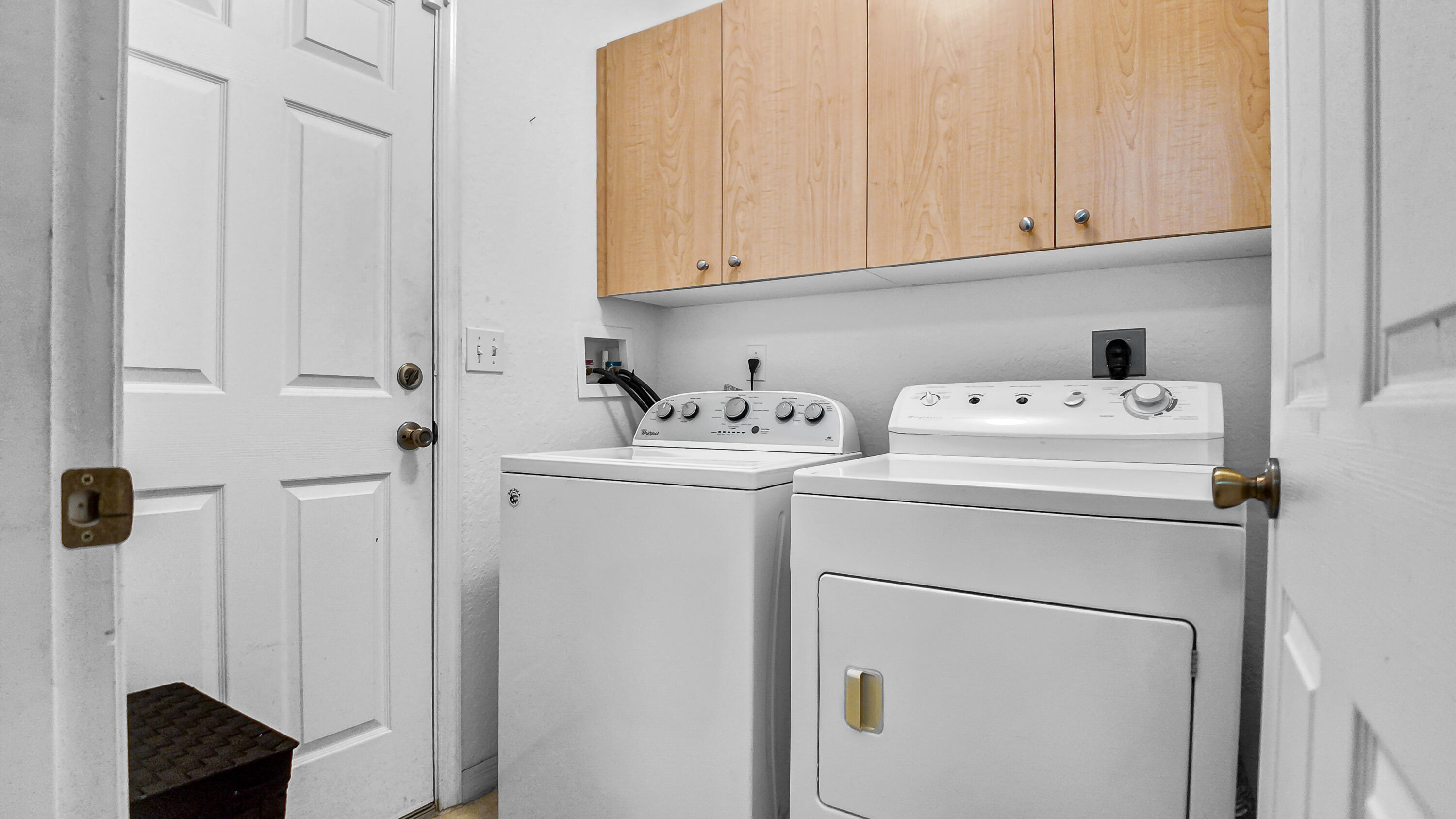 132 Mediterranean Boulevard N Property Photo 8