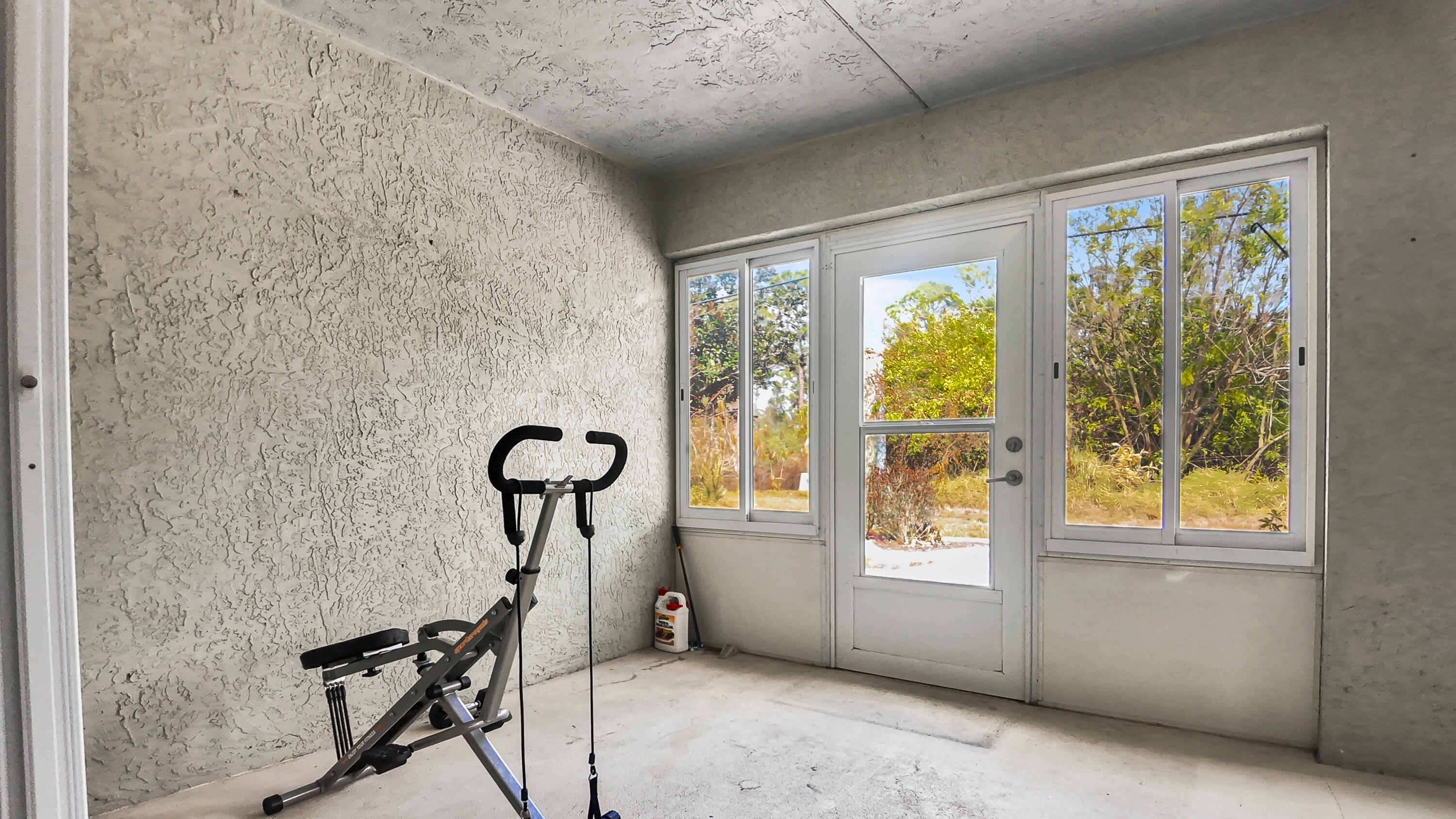 132 Mediterranean Boulevard N Property Photo 16