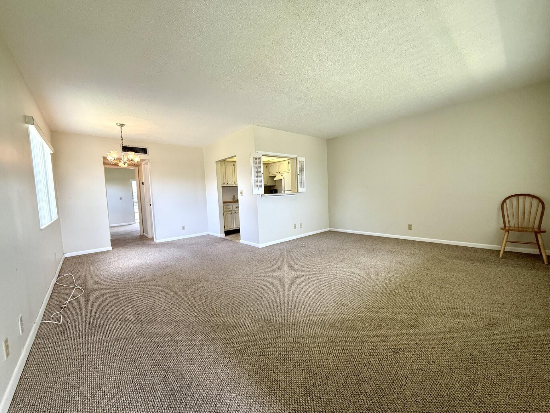 69 Norwich C Property Photo 3