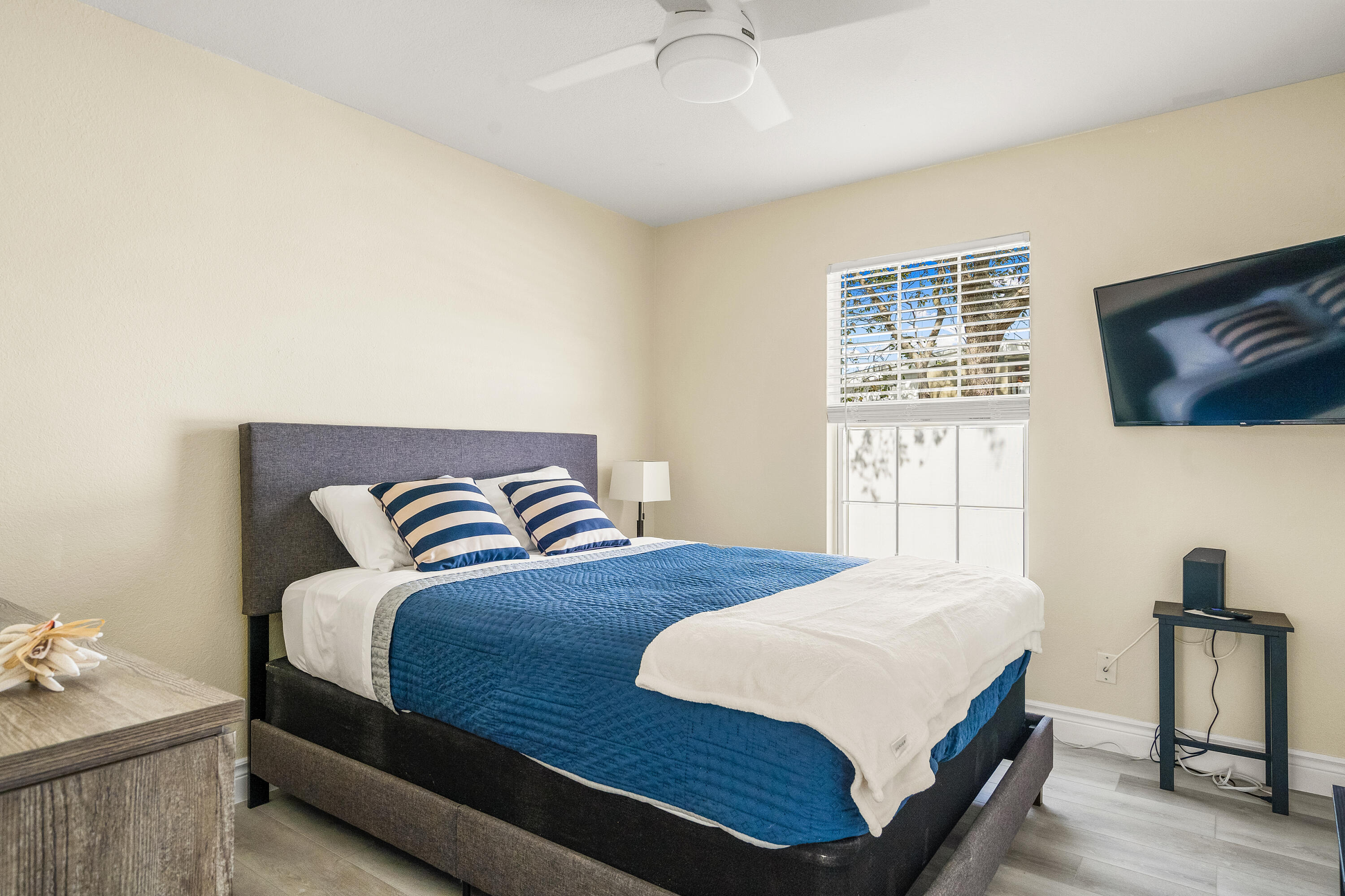 1510 3rd Court Property Photo 16