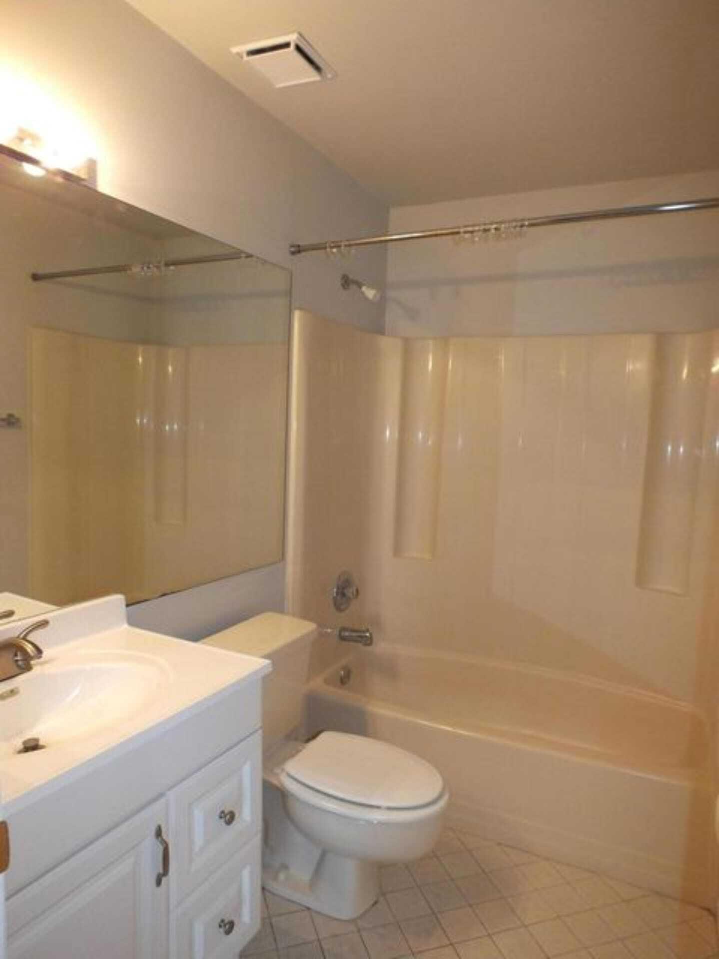 300 E Club Circle 201 Property Photo 7