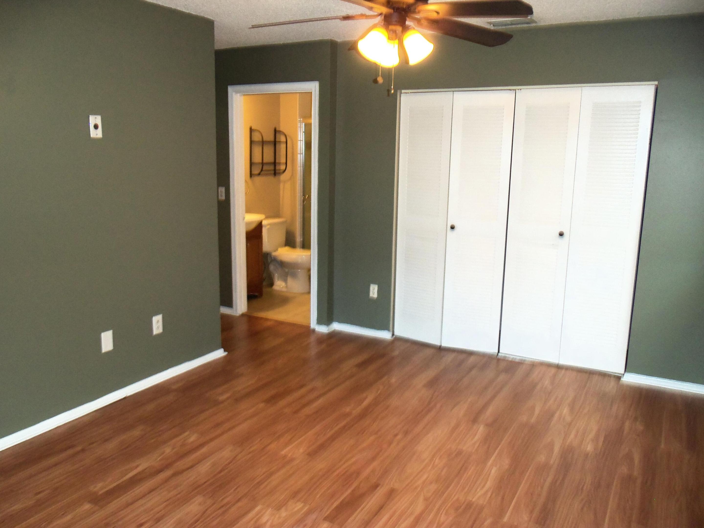 5664 Pebble Brook Lane Property Photo 14