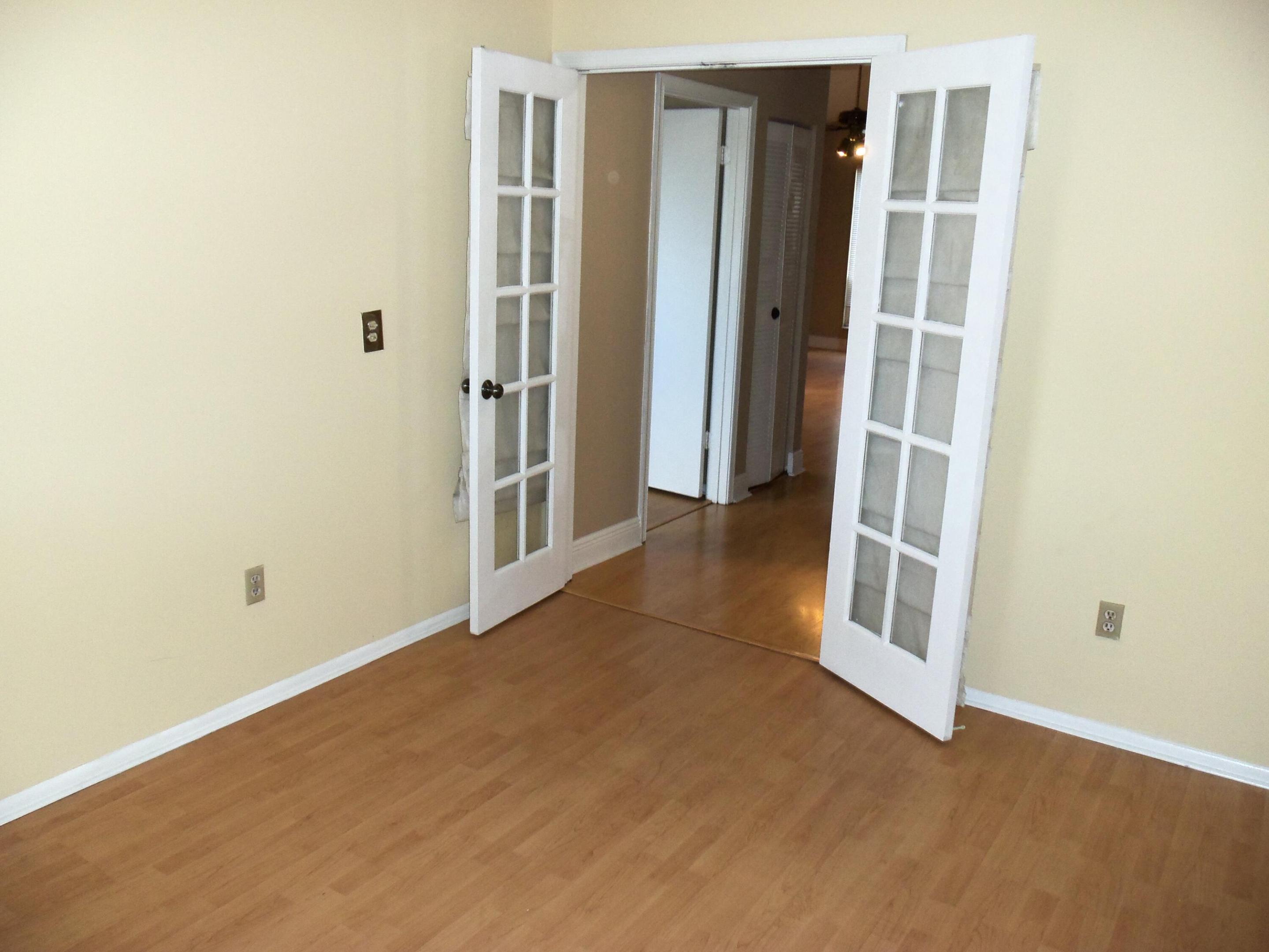 5664 Pebble Brook Lane Property Photo 21