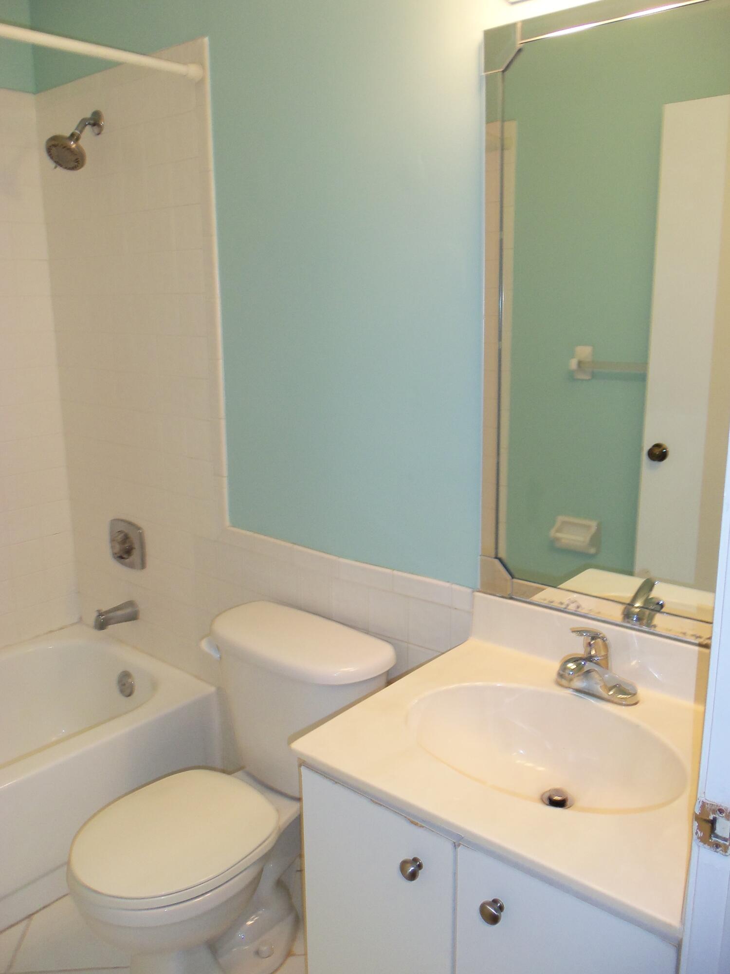 5664 Pebble Brook Lane Property Photo 25