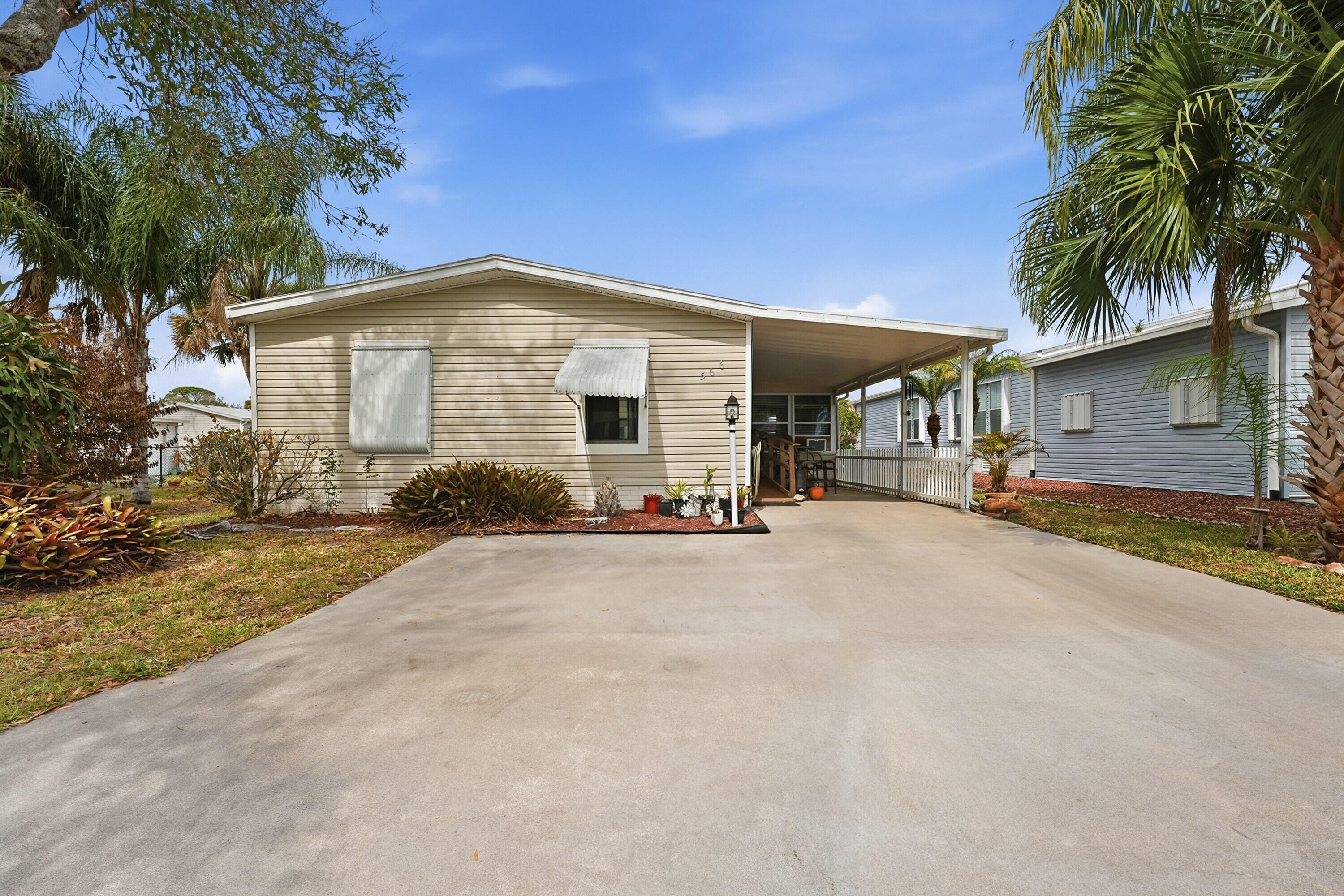 566 Dolphin Circle