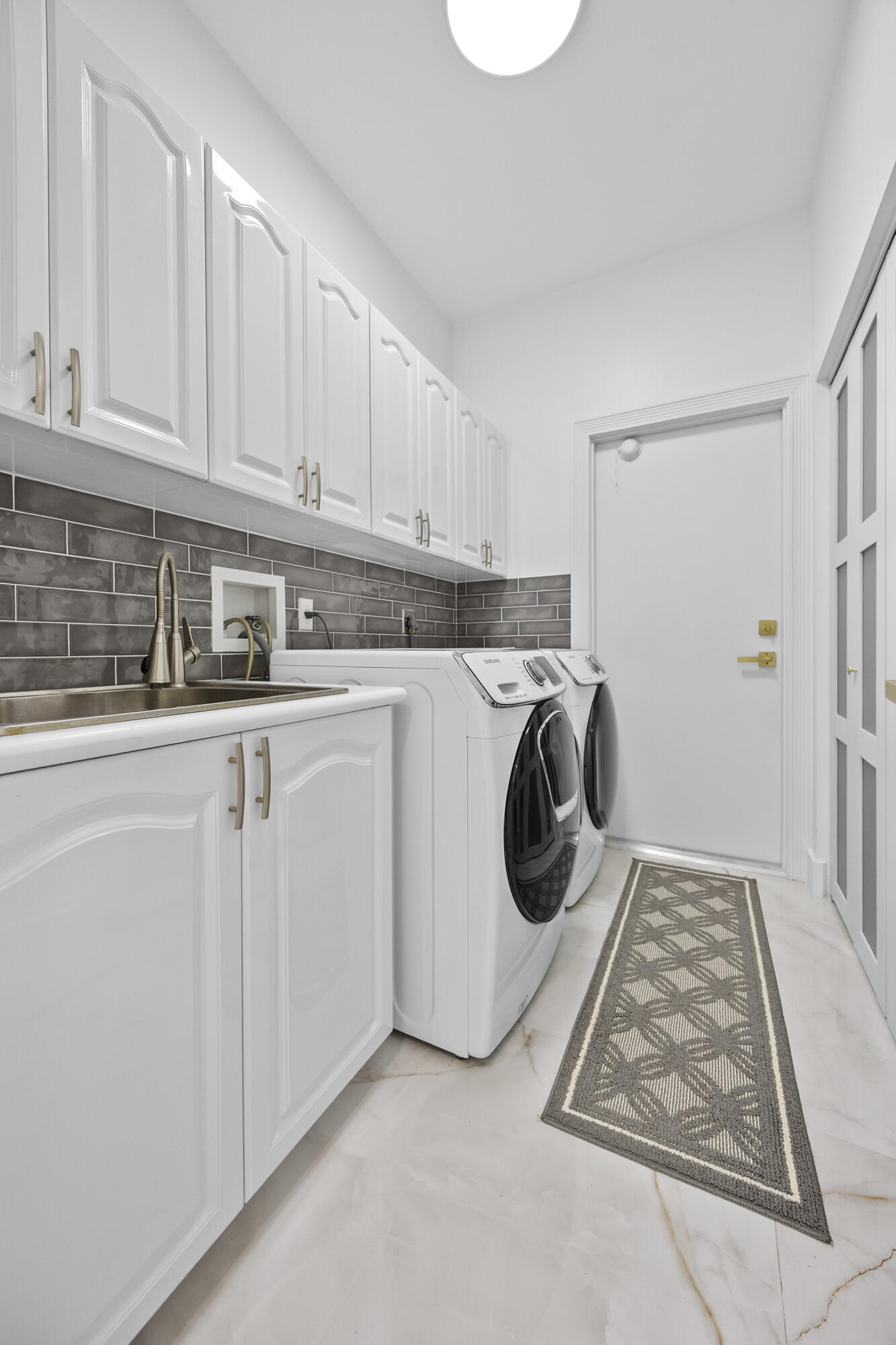 10591 Stonebridge Boulevard Property Photo 26
