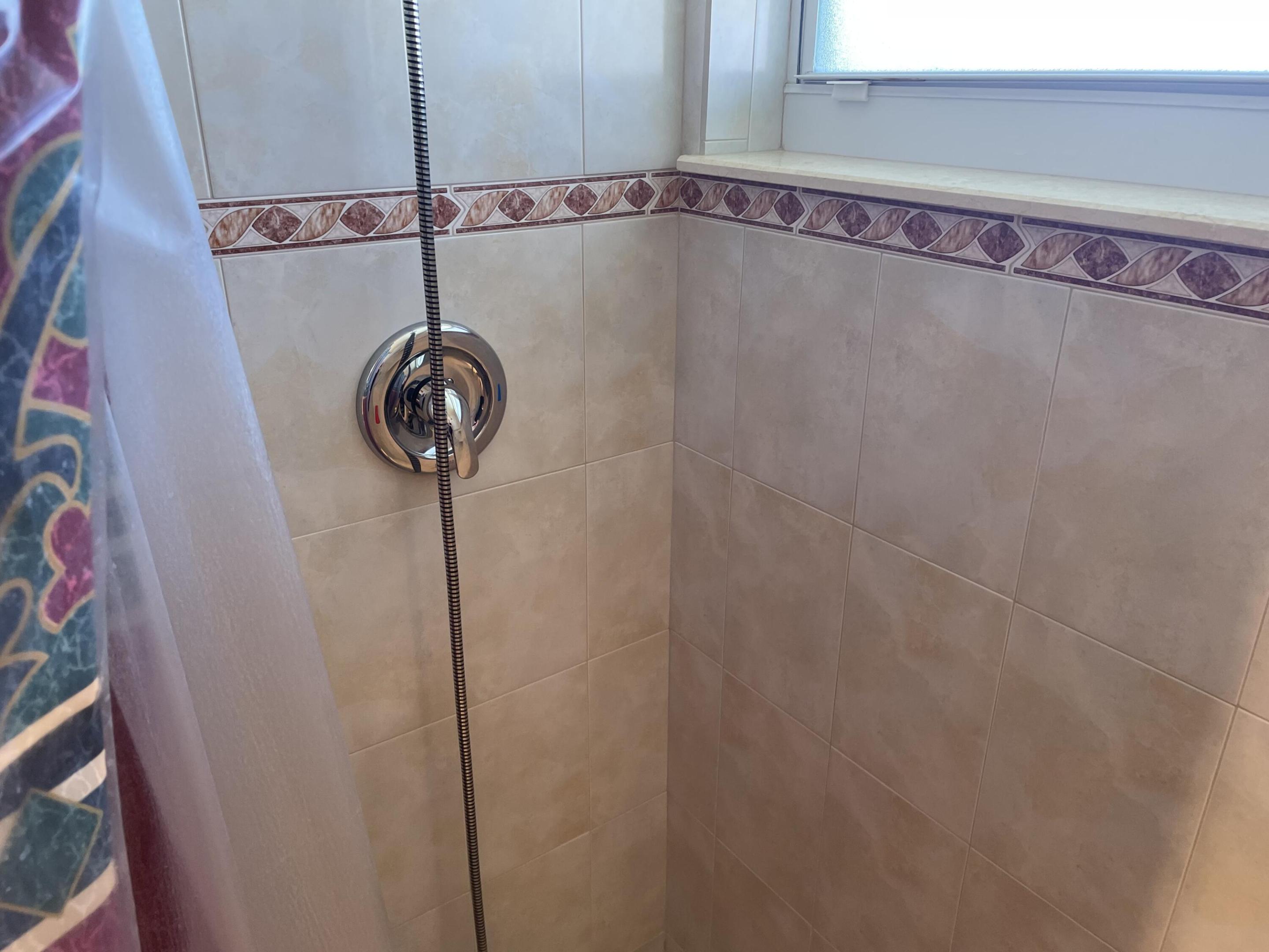 705 Lori Drive 315 Property Photo 29