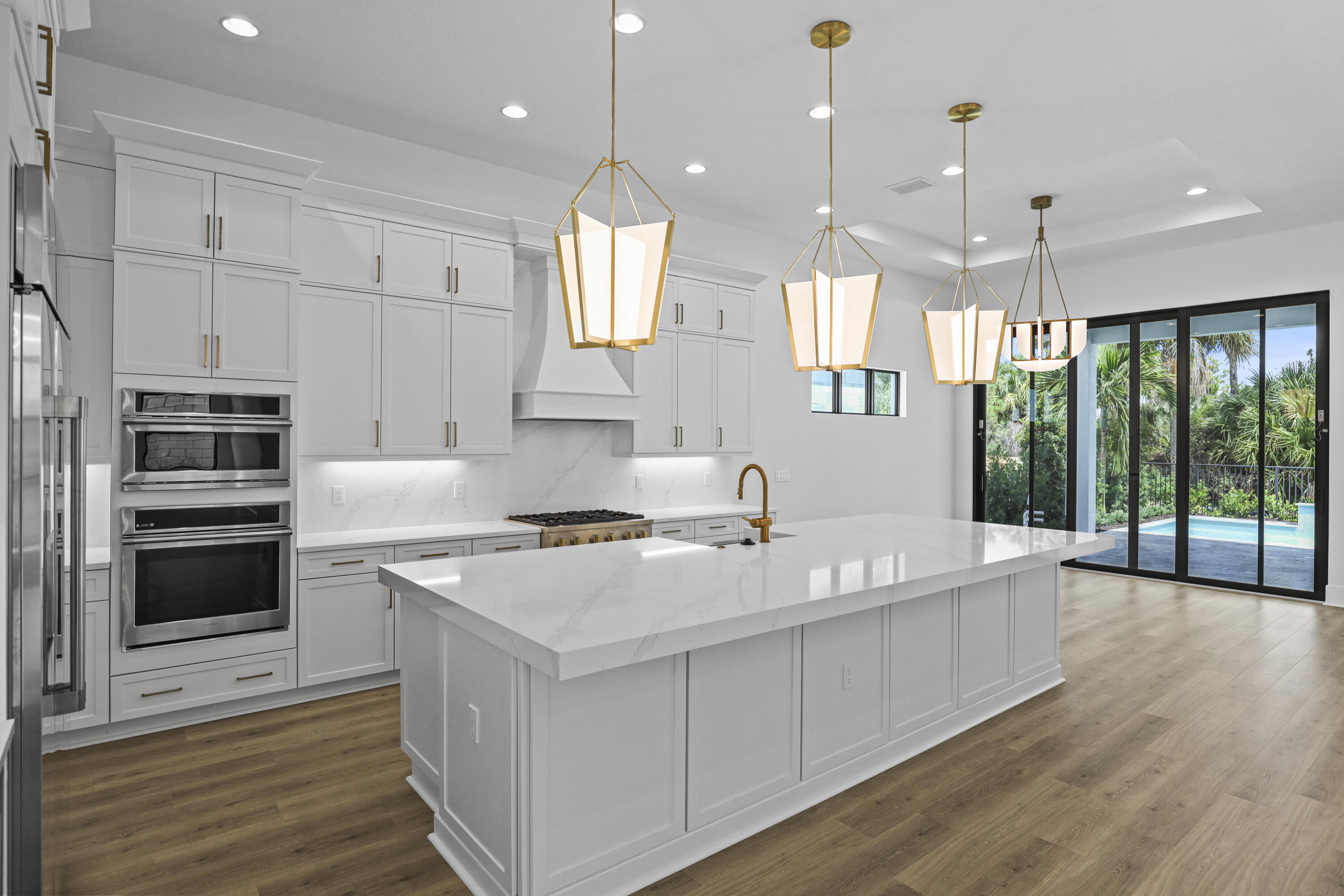 13286 Artisan Circle Property Photo 6