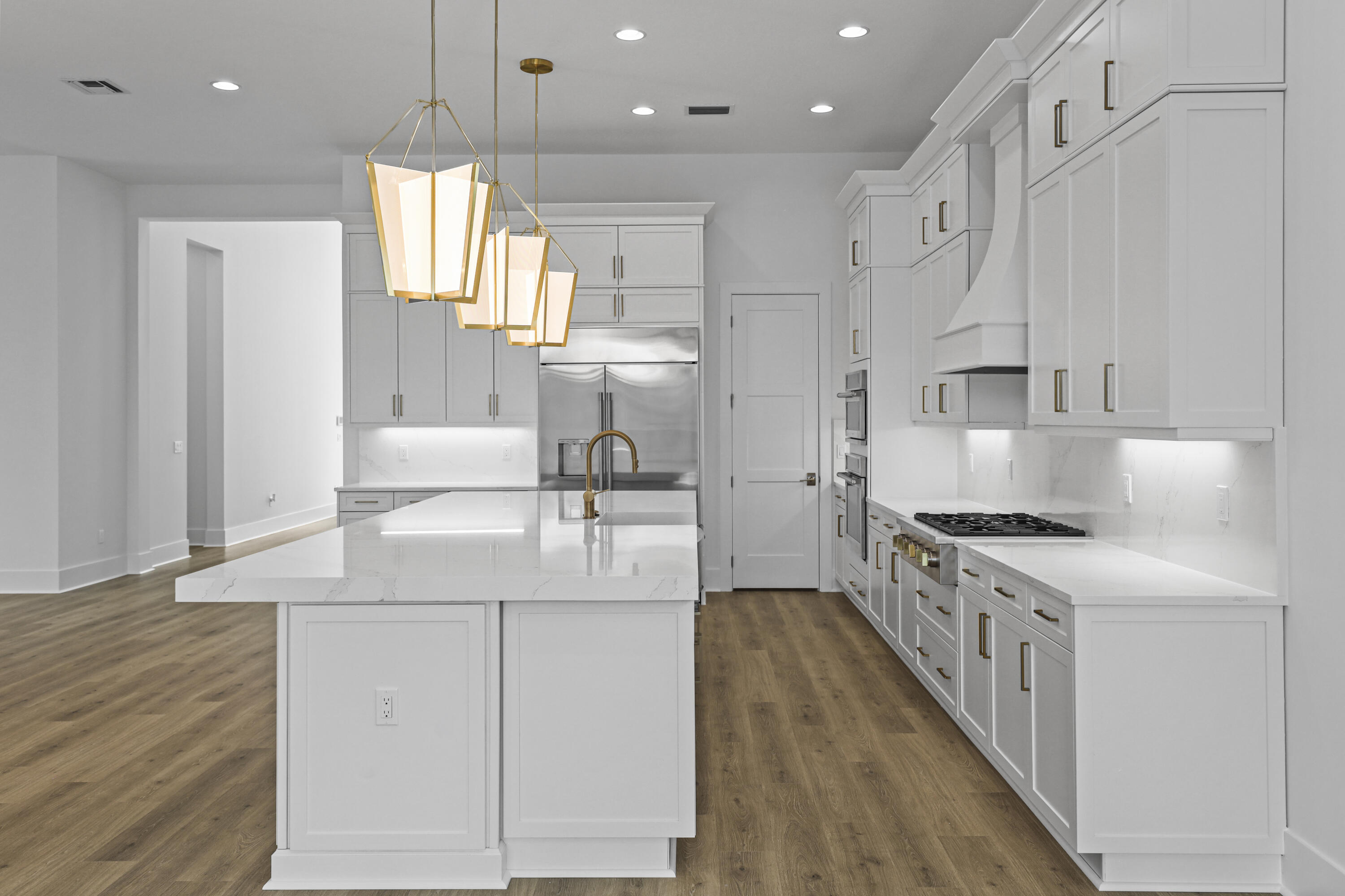 13286 Artisan Circle Property Photo 8