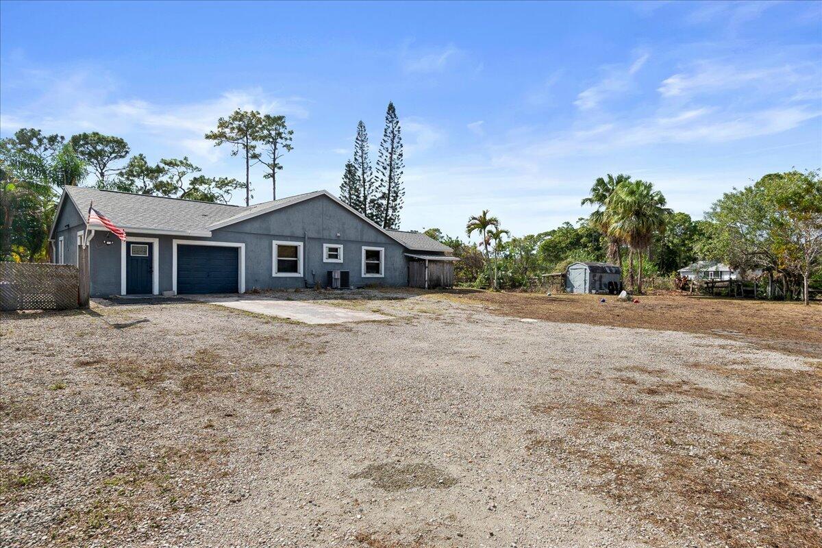 14537 77th Place N Property Photo 5