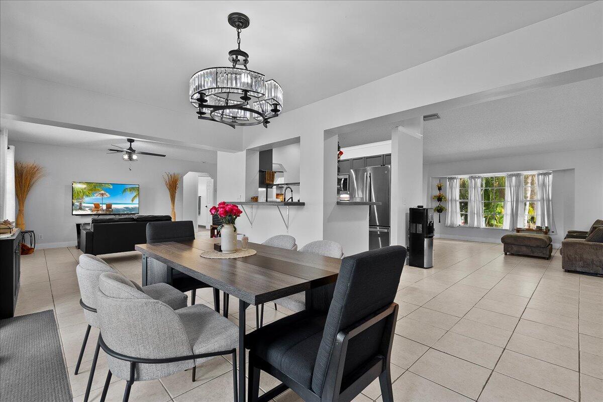 14537 77th Place N Property Photo 13