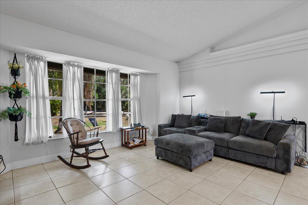 14537 77th Place N Property Photo 16