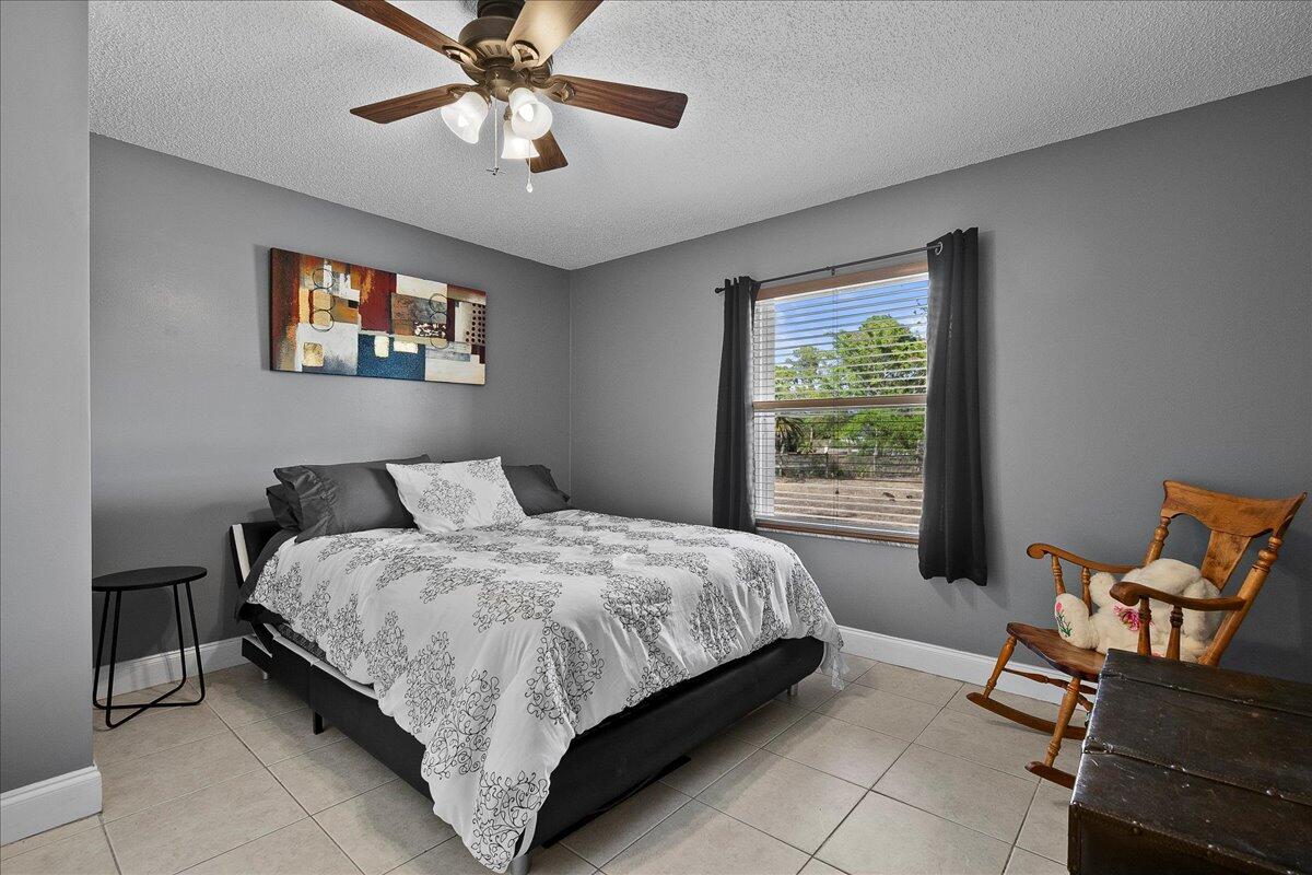 14537 77th Place N Property Photo 25