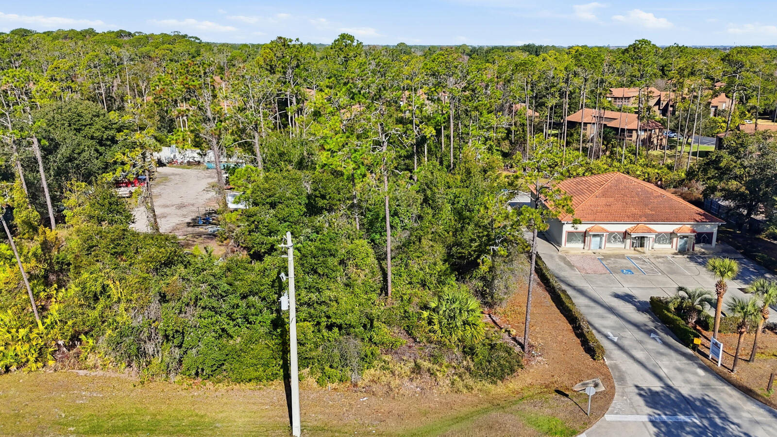 19 Utility Drive Property Photo 5