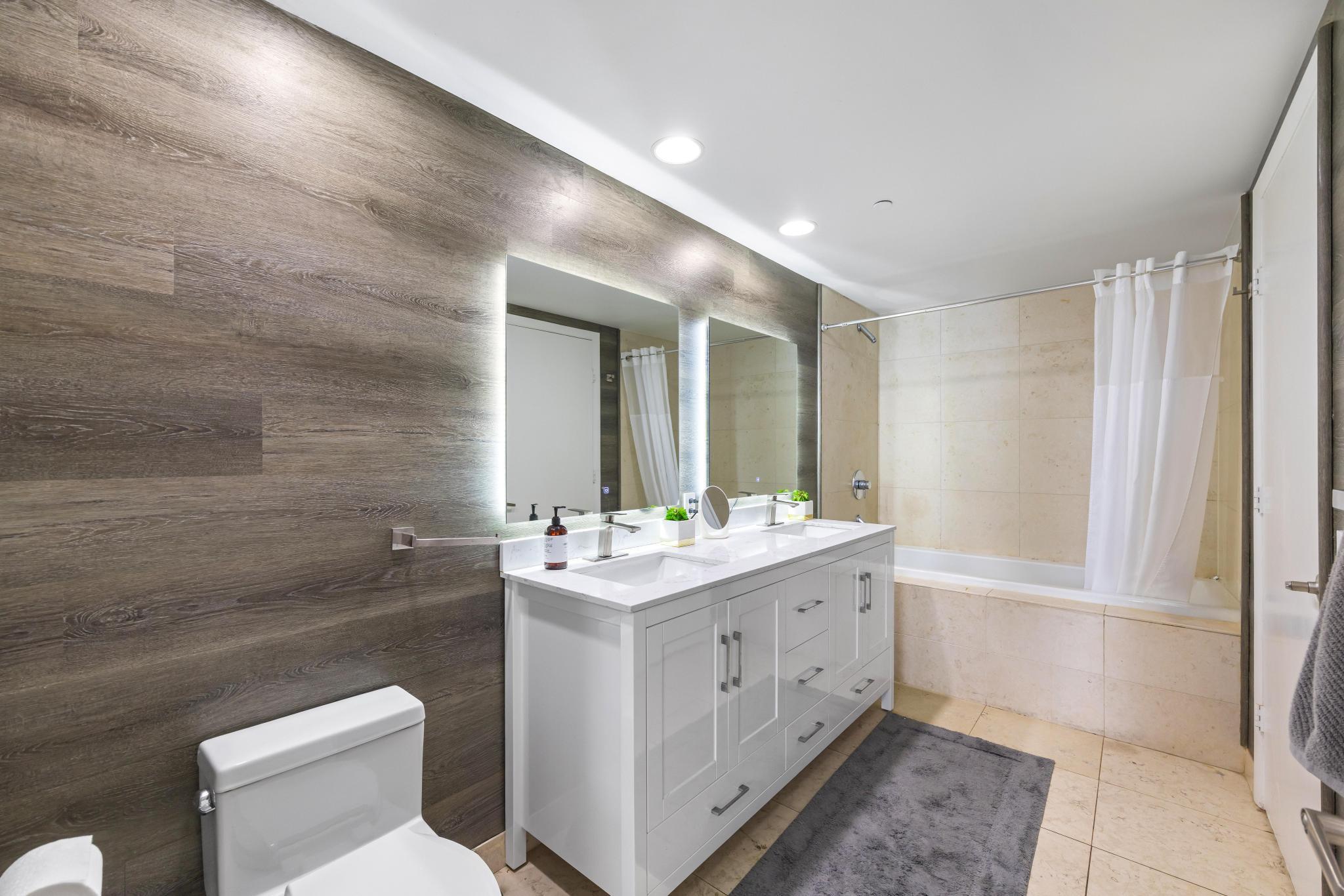 485 Brickell Avenue 2506 Property Photo 16