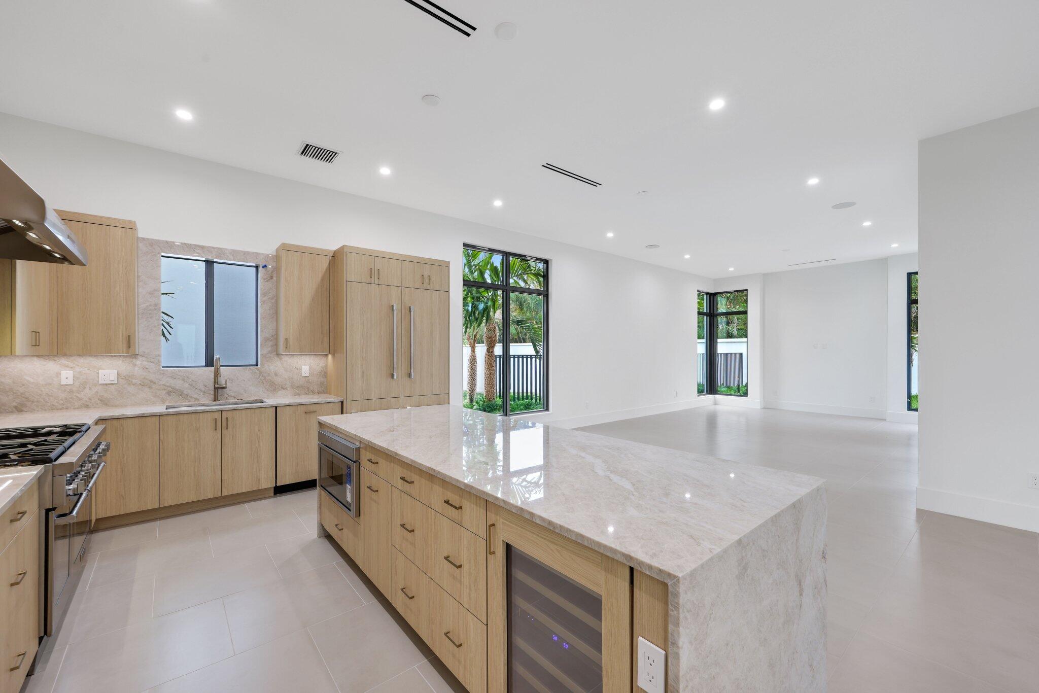 16702 Mosaic Place Property Photo 17