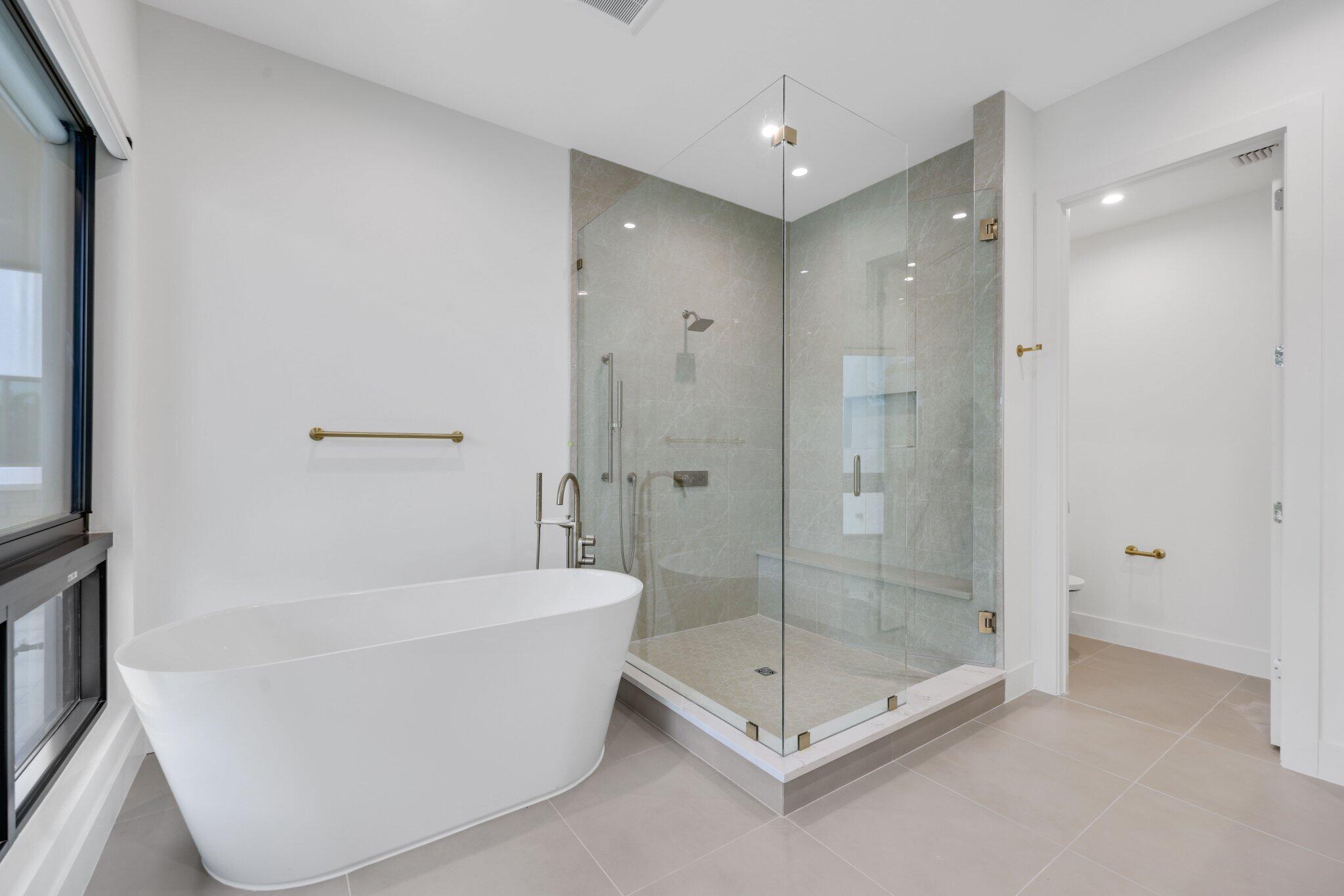 16702 Mosaic Place Property Photo 45