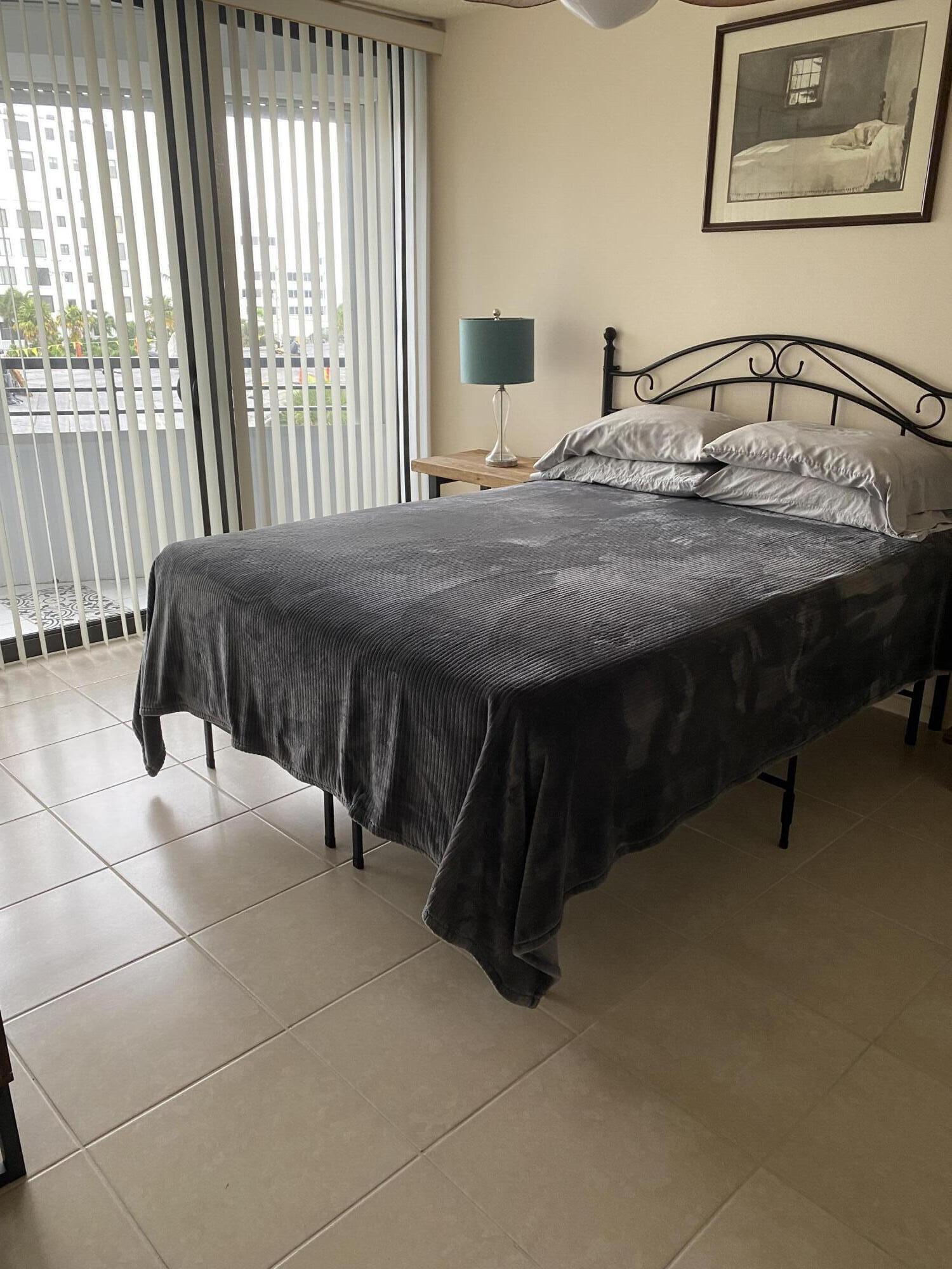 3589 S Ocean Boulevard 402 Property Photo 16