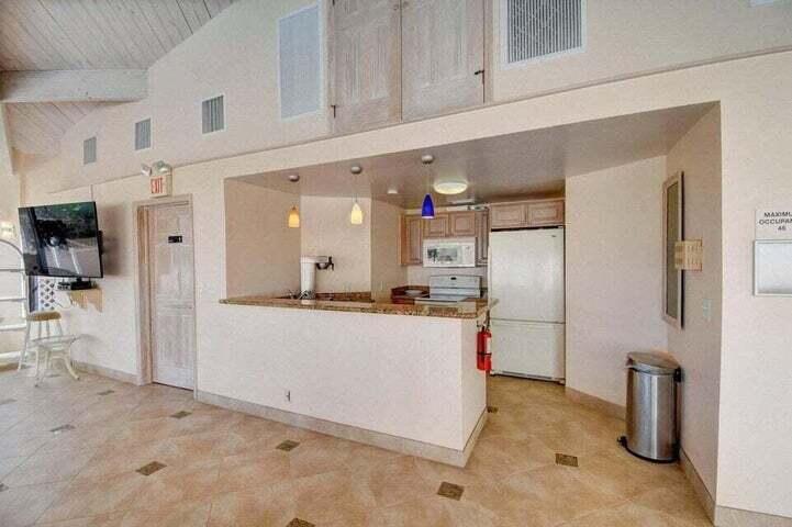 3589 S Ocean Boulevard 402 Property Photo 22