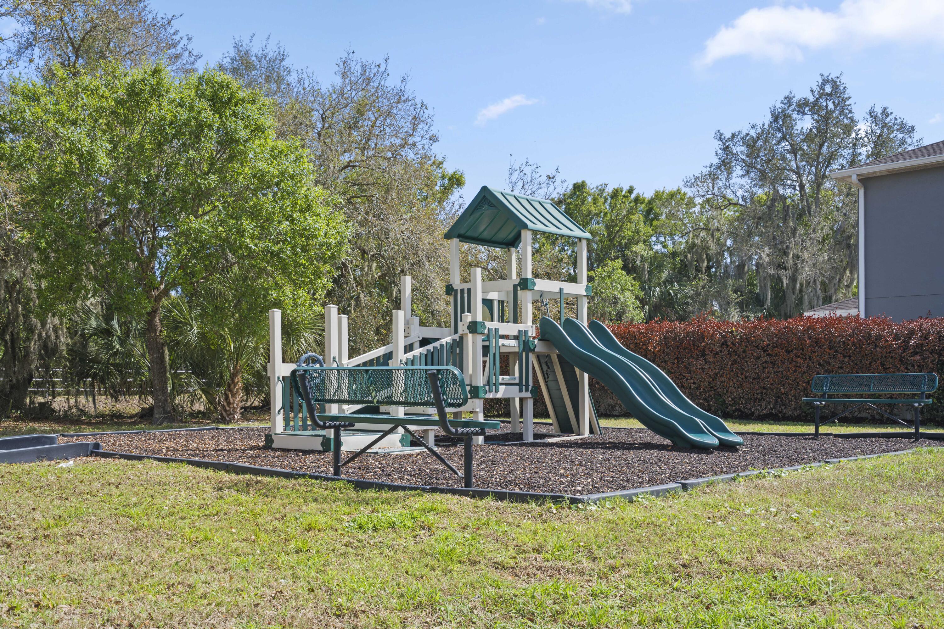 5255 Oakland Lake Circle Property Photo 15
