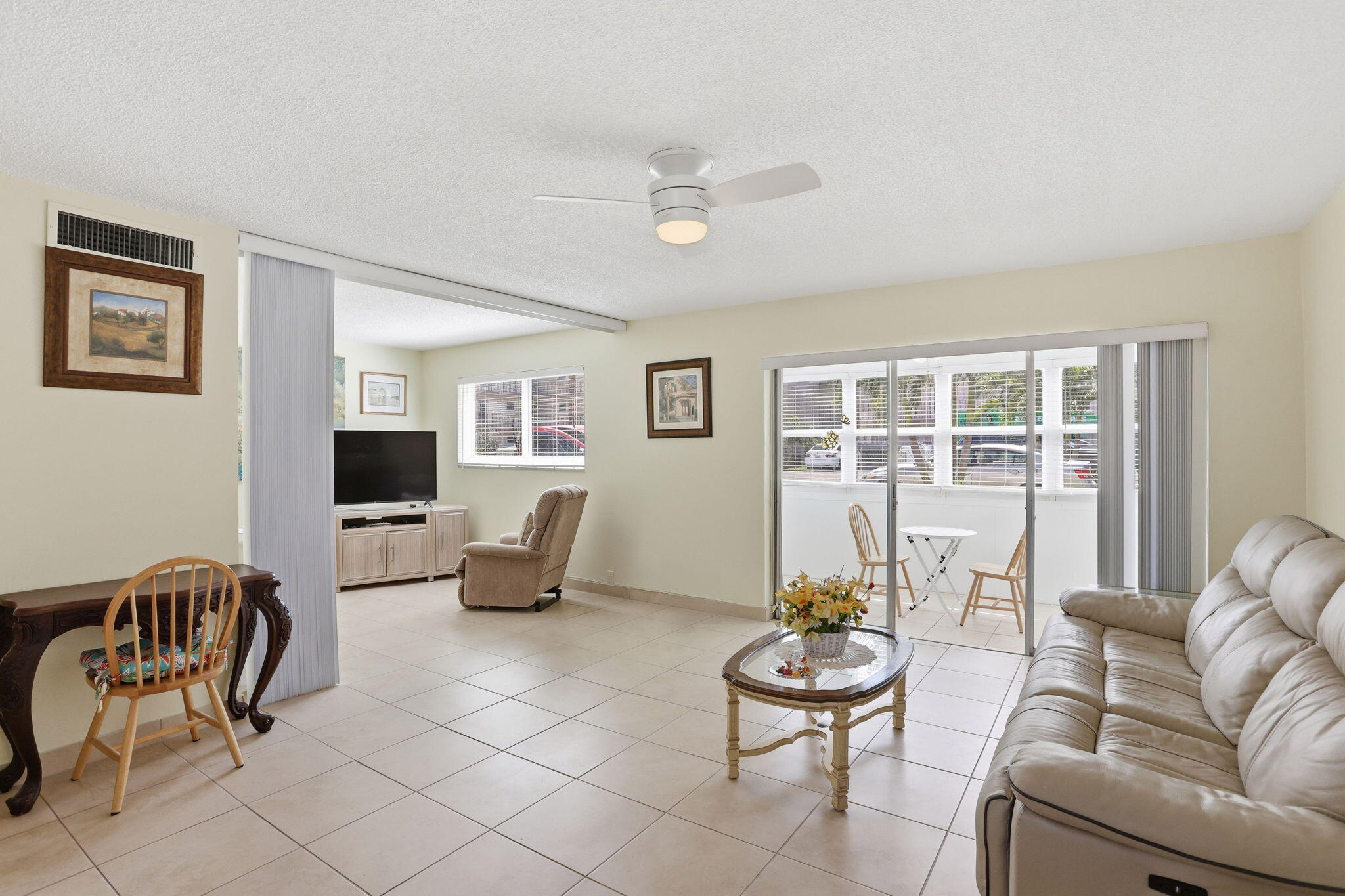 721 Lori Drive 113 Property Photo 4