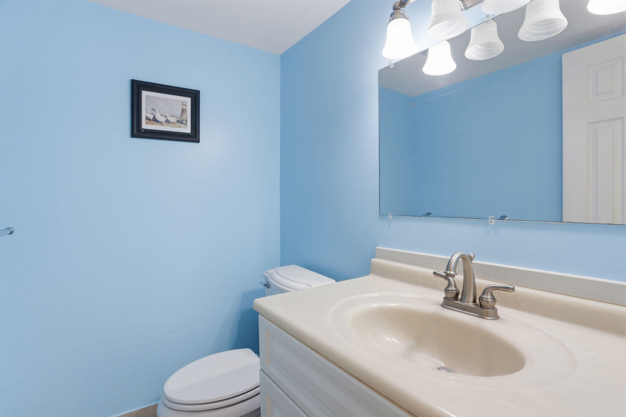 721 Lori Drive 113 Property Photo 18