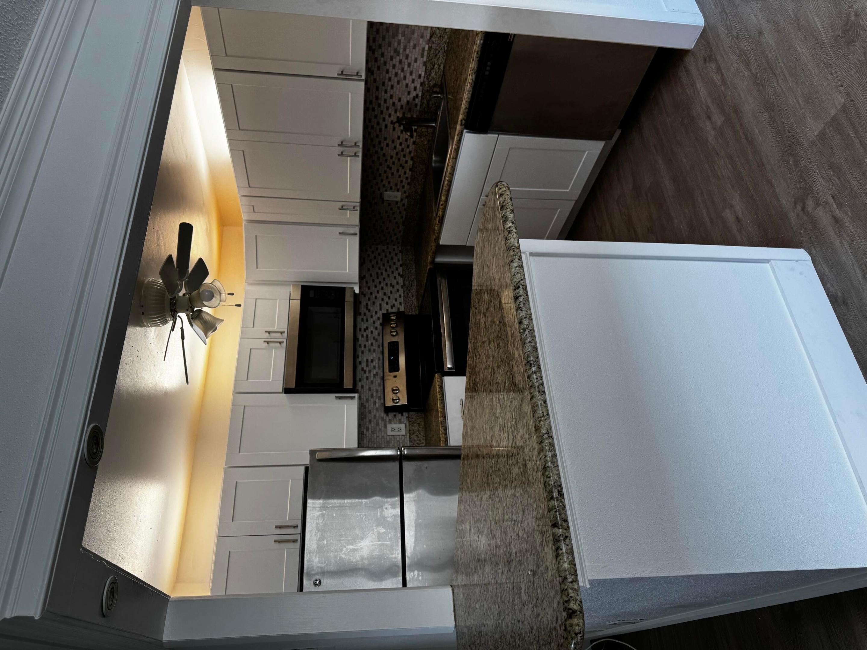 103 Saxony C Property Photo 1