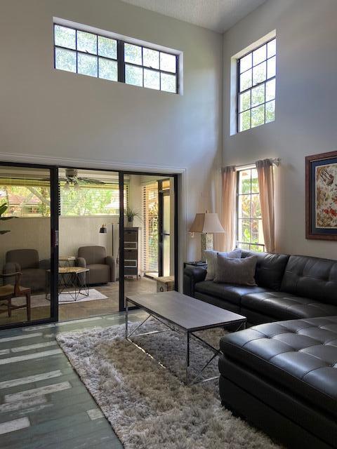 364 Prestwick Circle 4 Property Photo 6