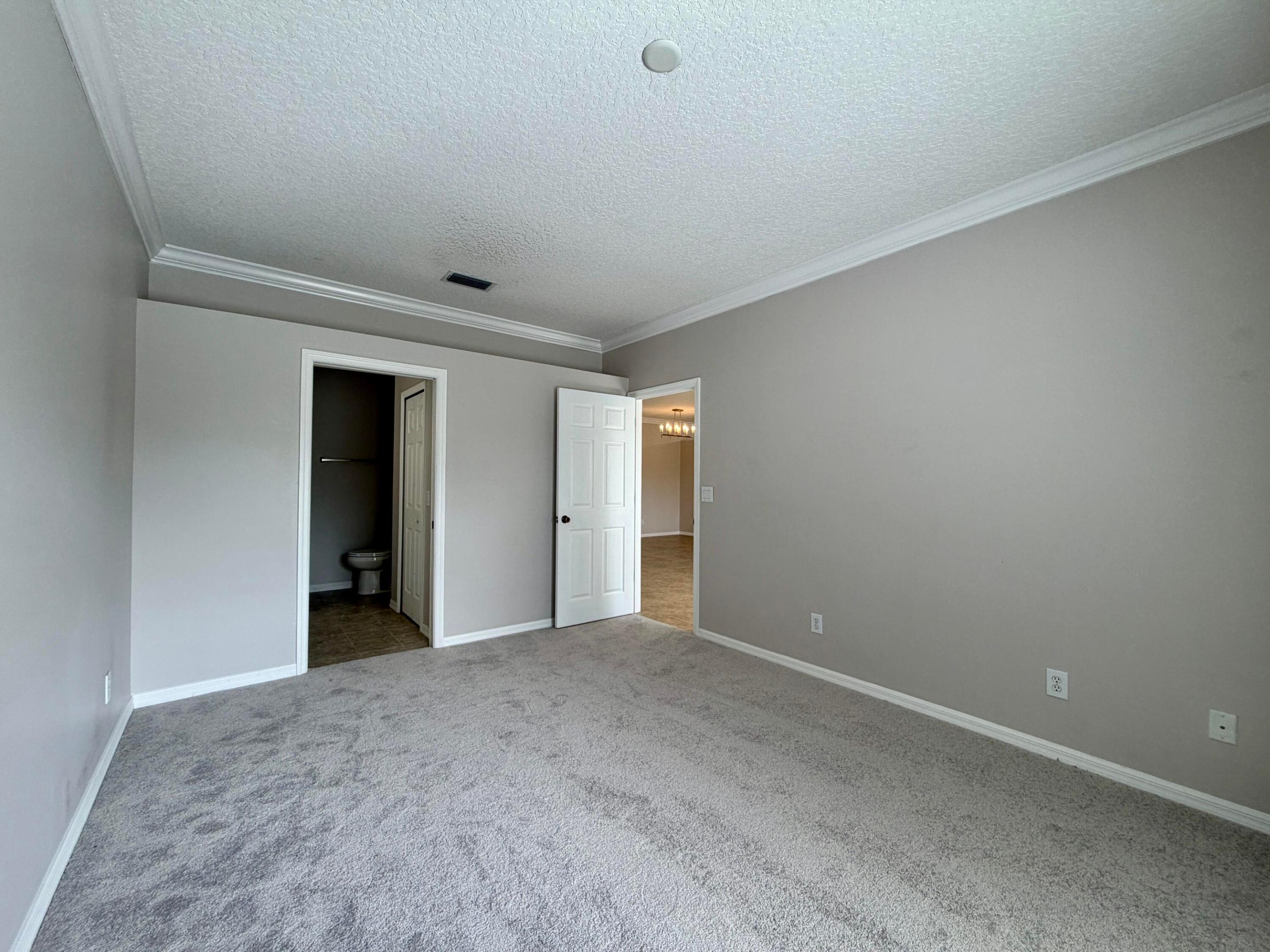 6295 33rd Manor Property Photo 13