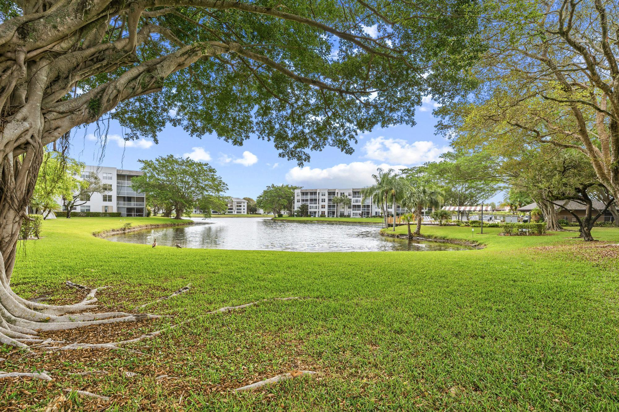 9340 Lagoon Place 206 Property Photo 1