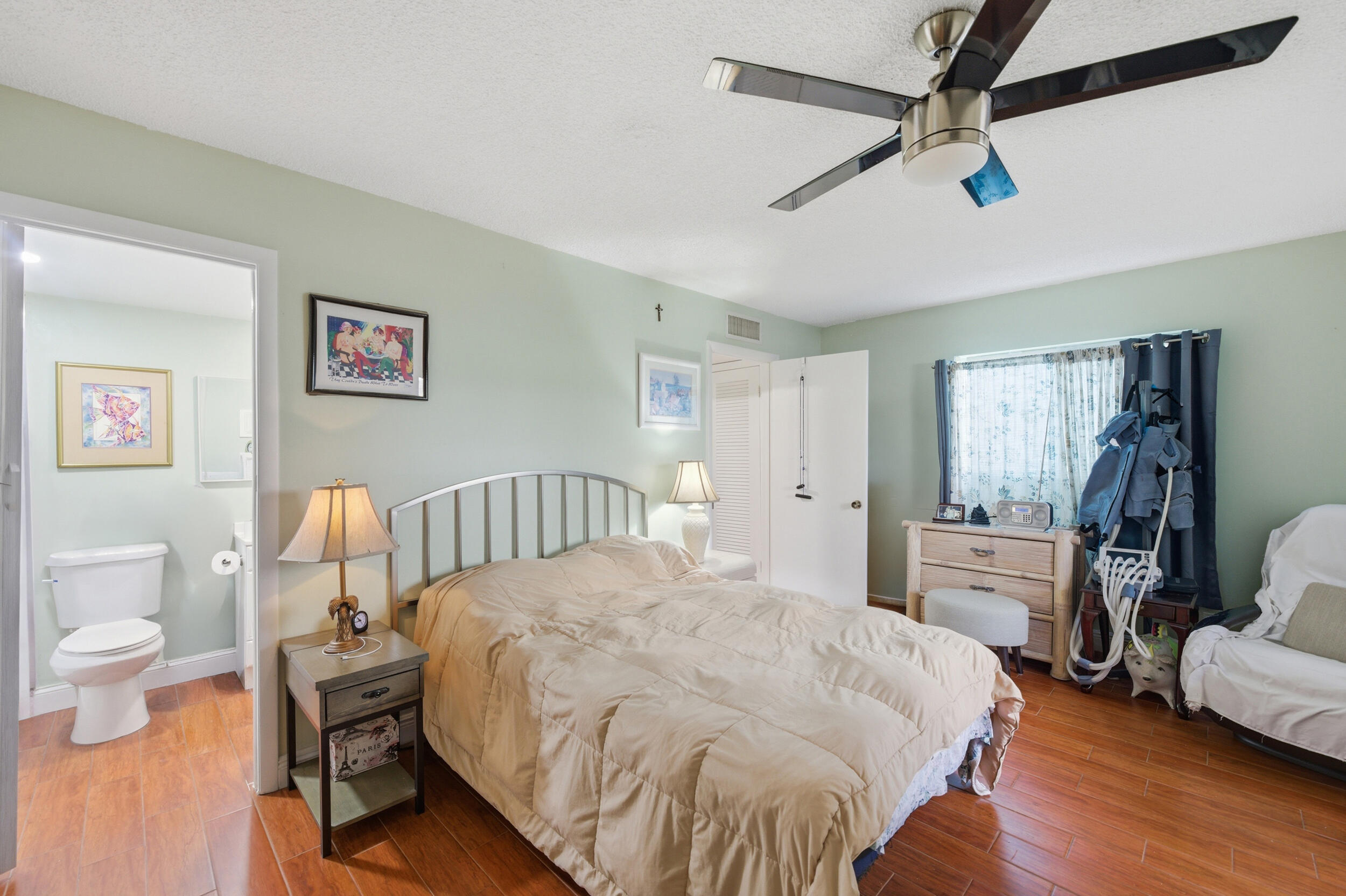 888 Flanders S Property Photo 17