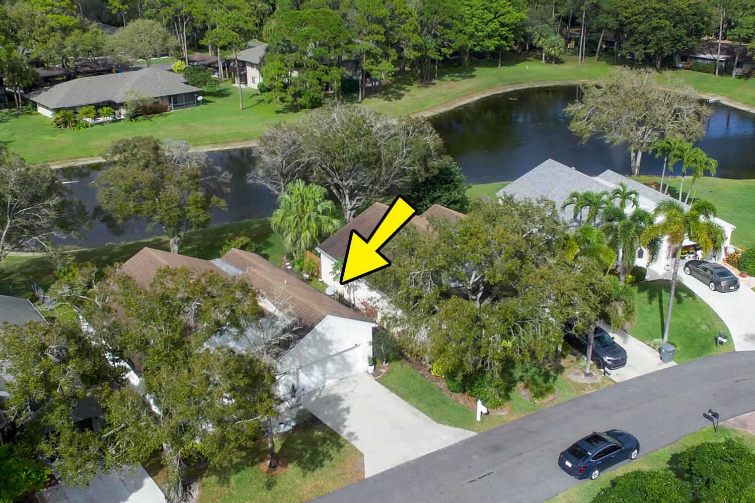 7660 Kings Ride Property Photo 1