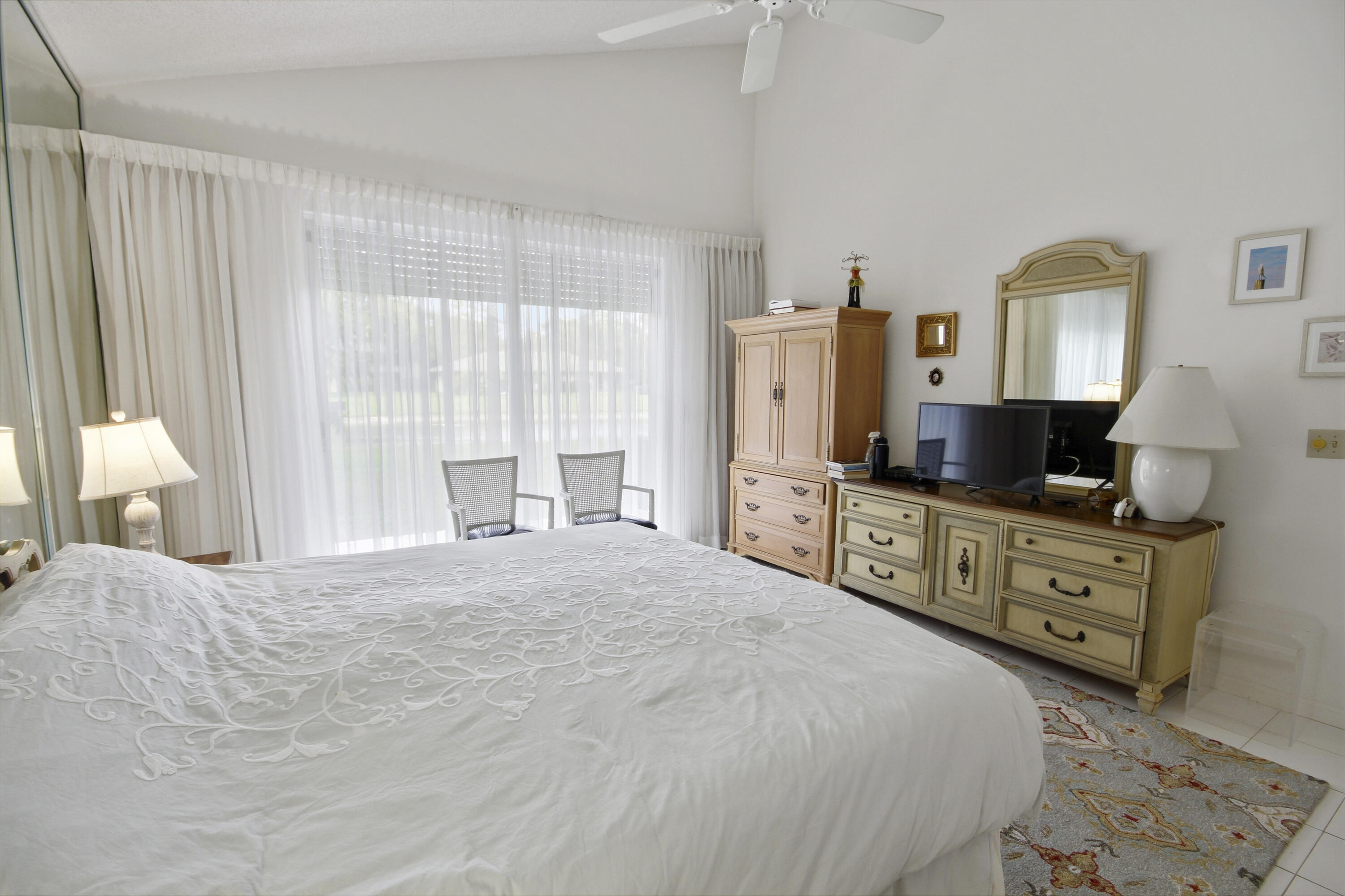 7660 Kings Ride Property Photo 15