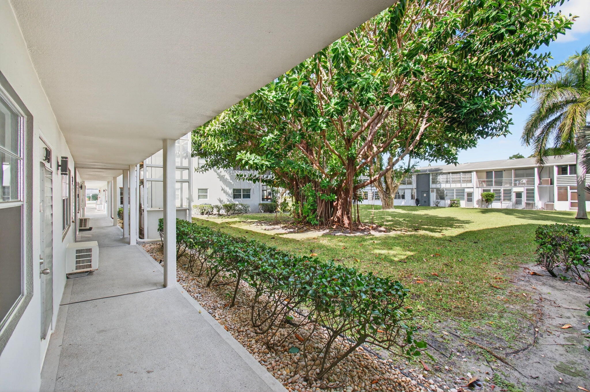 247 Ventnor R Property Photo 3