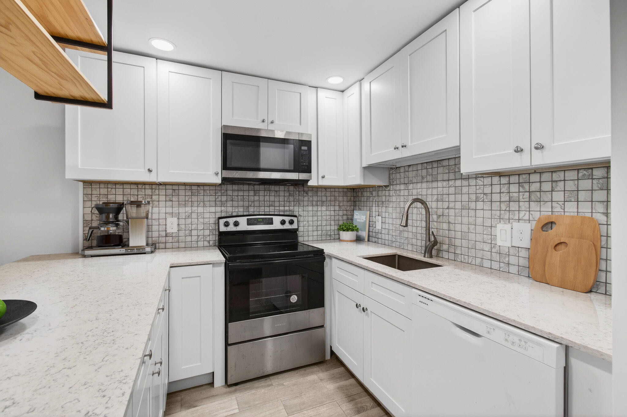 247 Ventnor R Property Photo 19