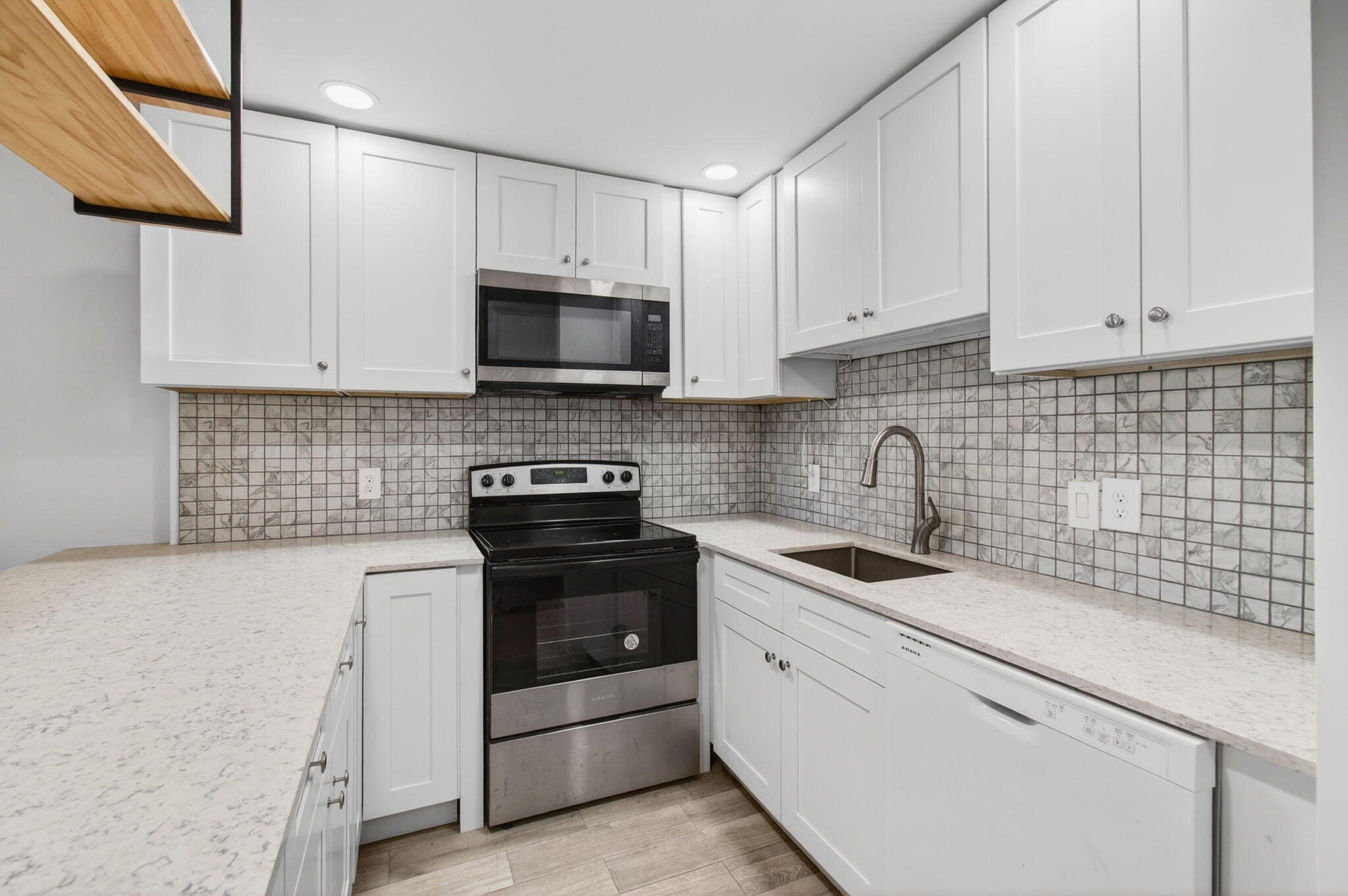 247 Ventnor R Property Photo 20