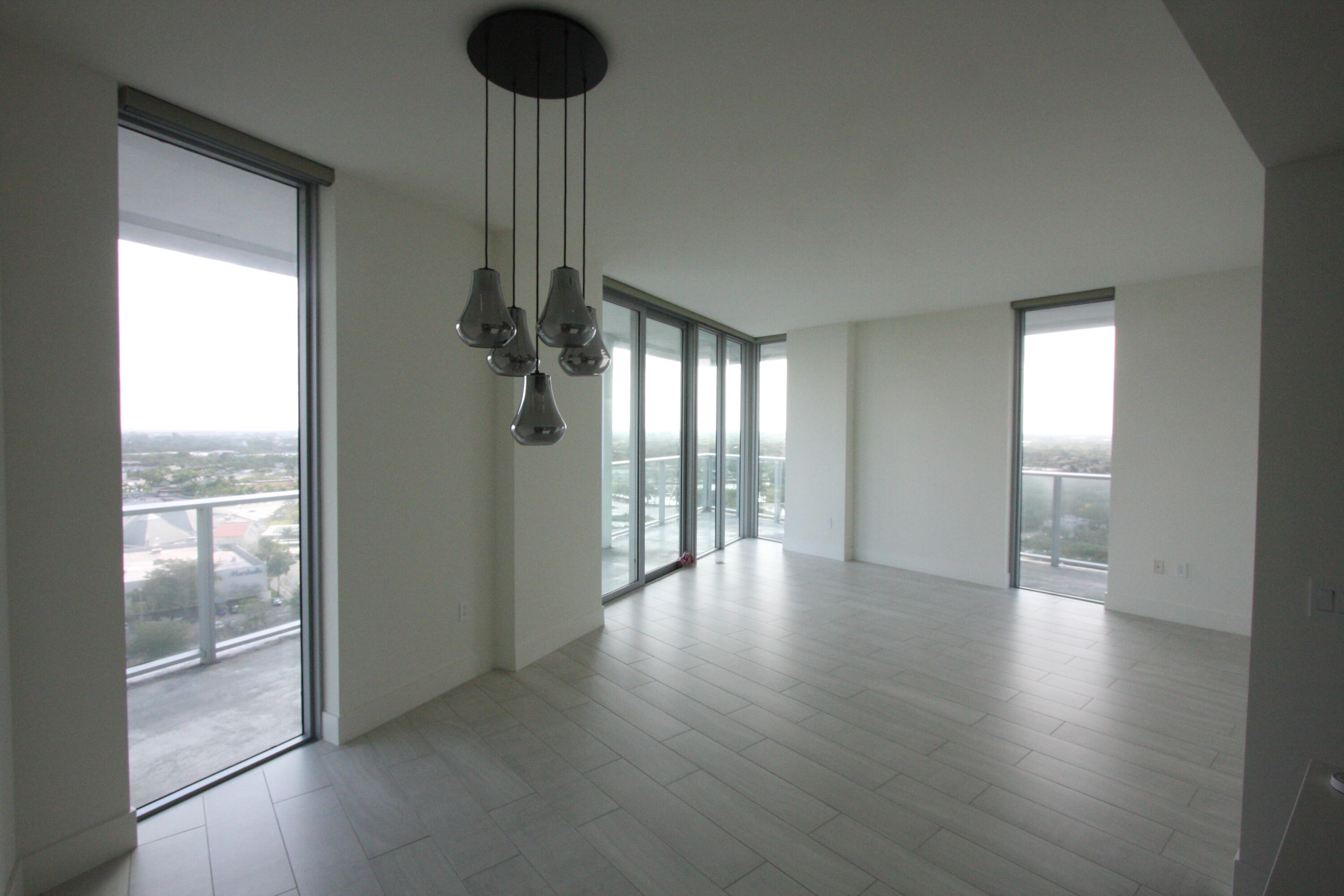2000 Metropica Way 1609 Property Photo 34