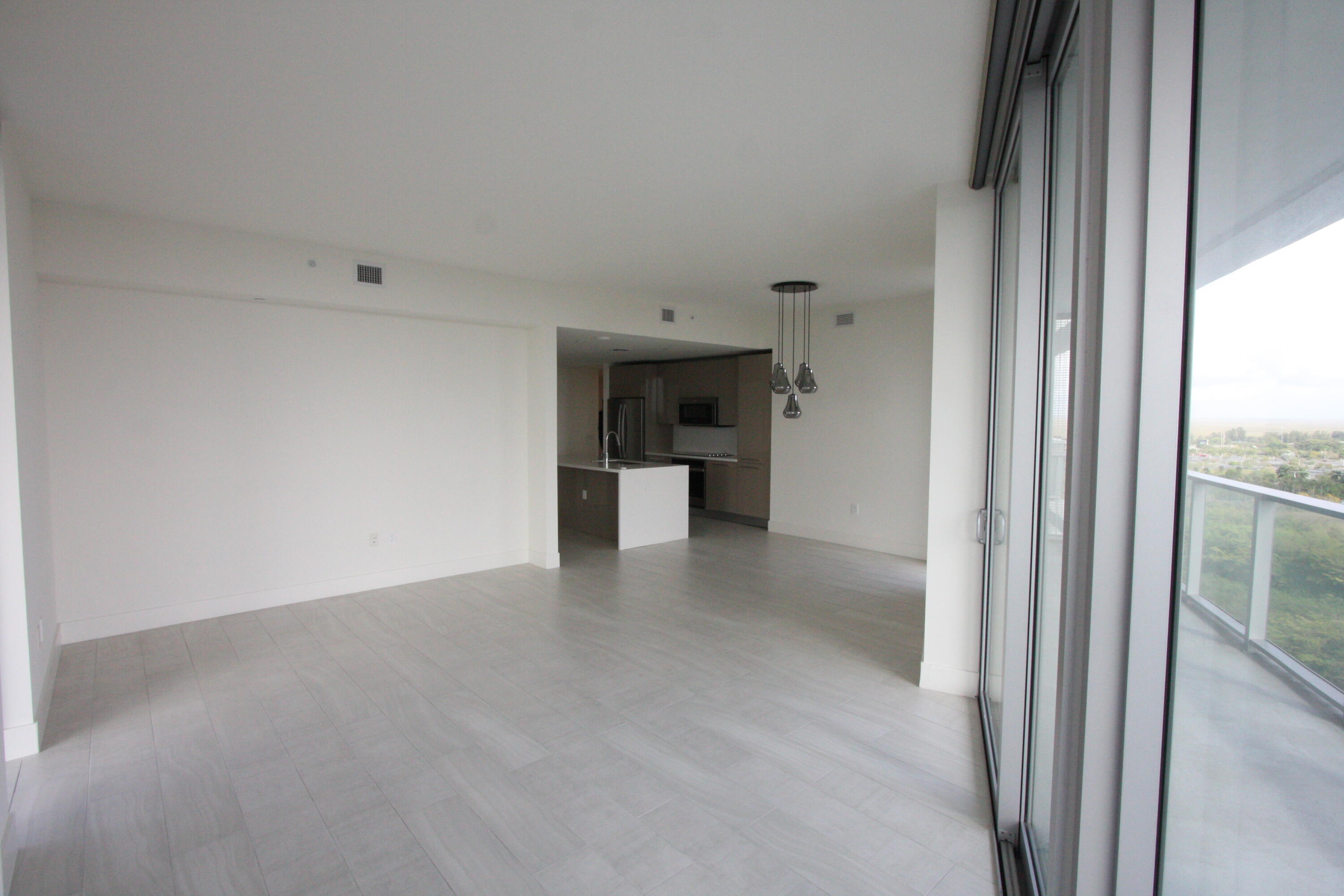 2000 Metropica Way 1609 Property Photo 37