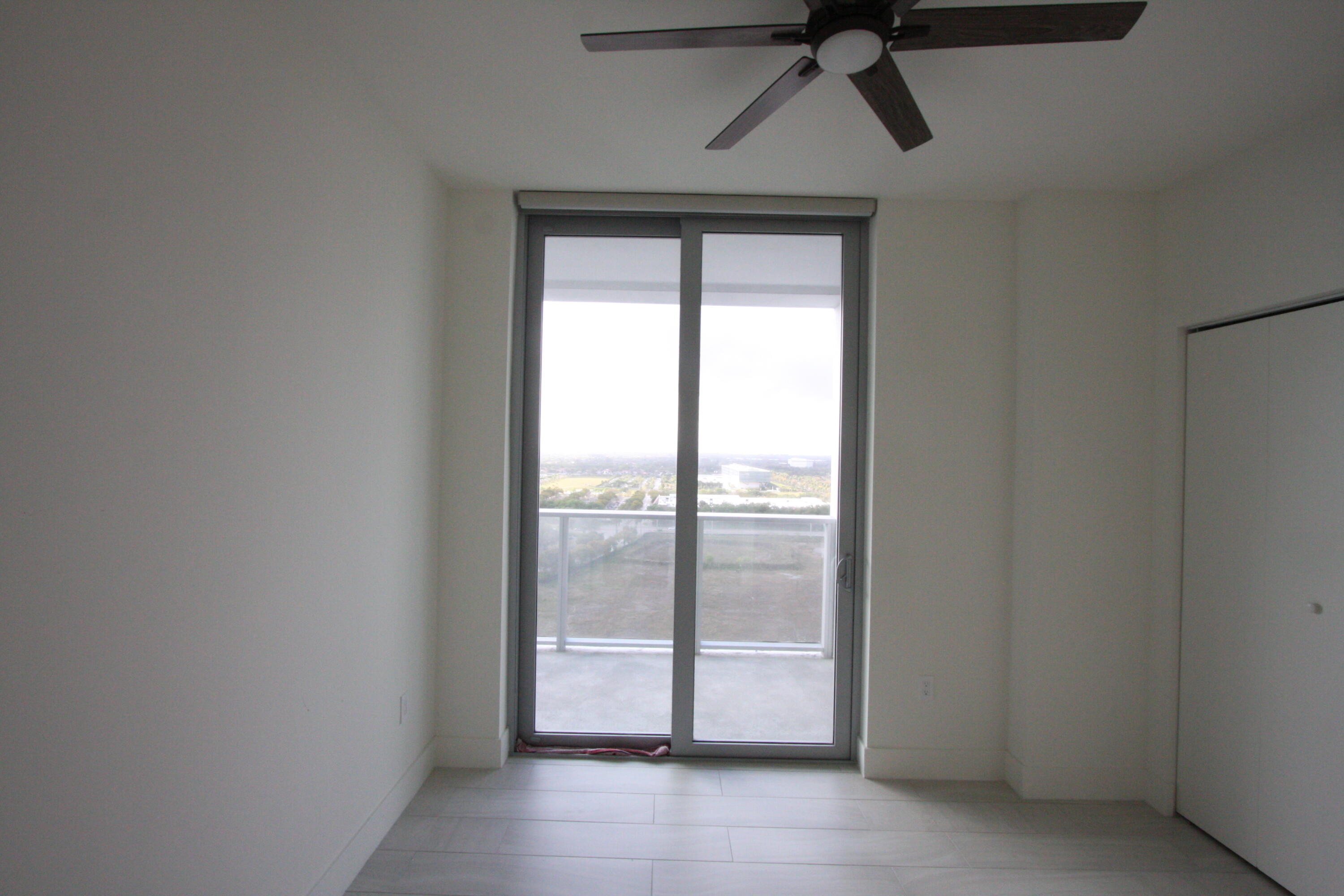 2000 Metropica Way 1609 Property Photo 41