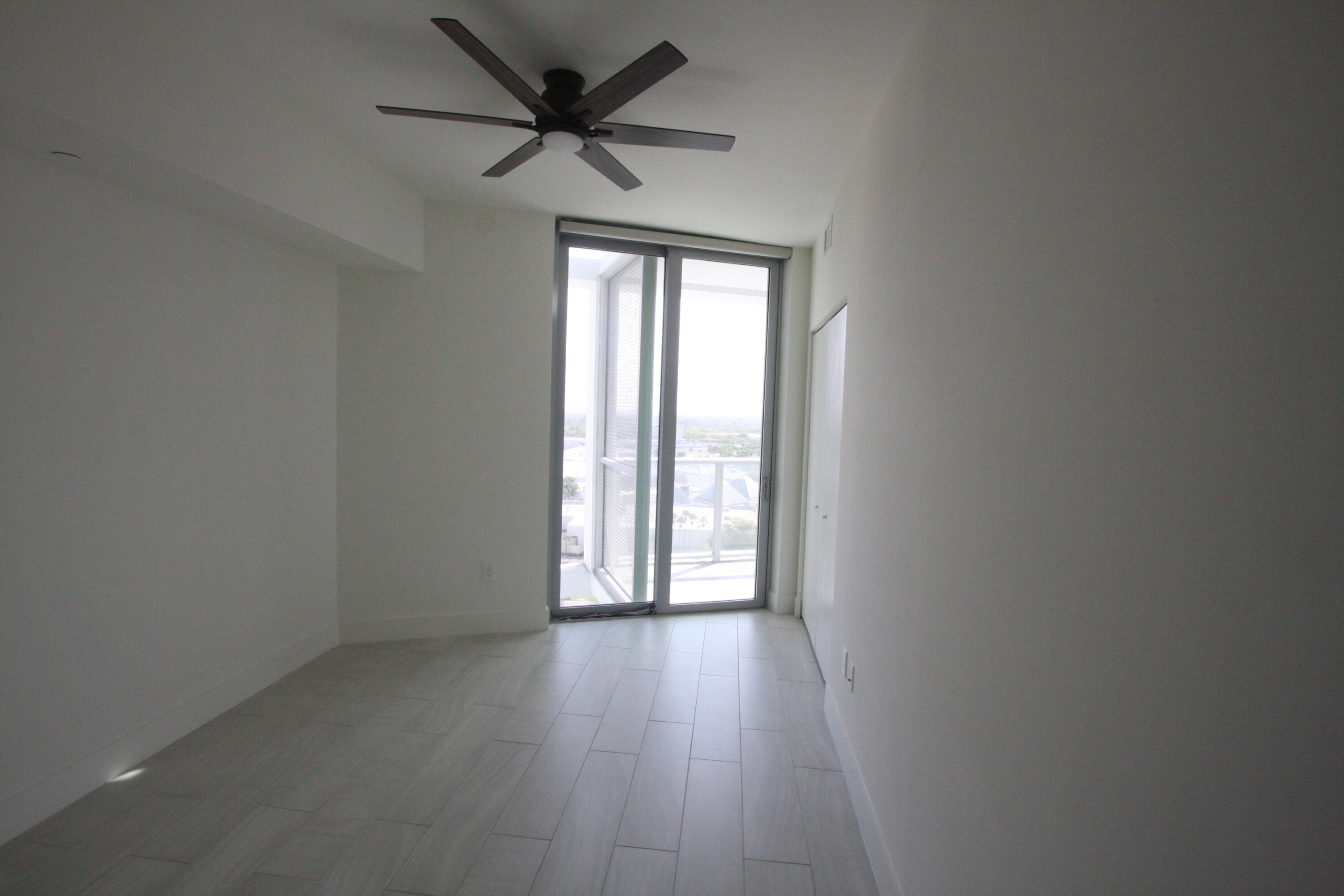 2000 Metropica Way 1609 Property Photo 53