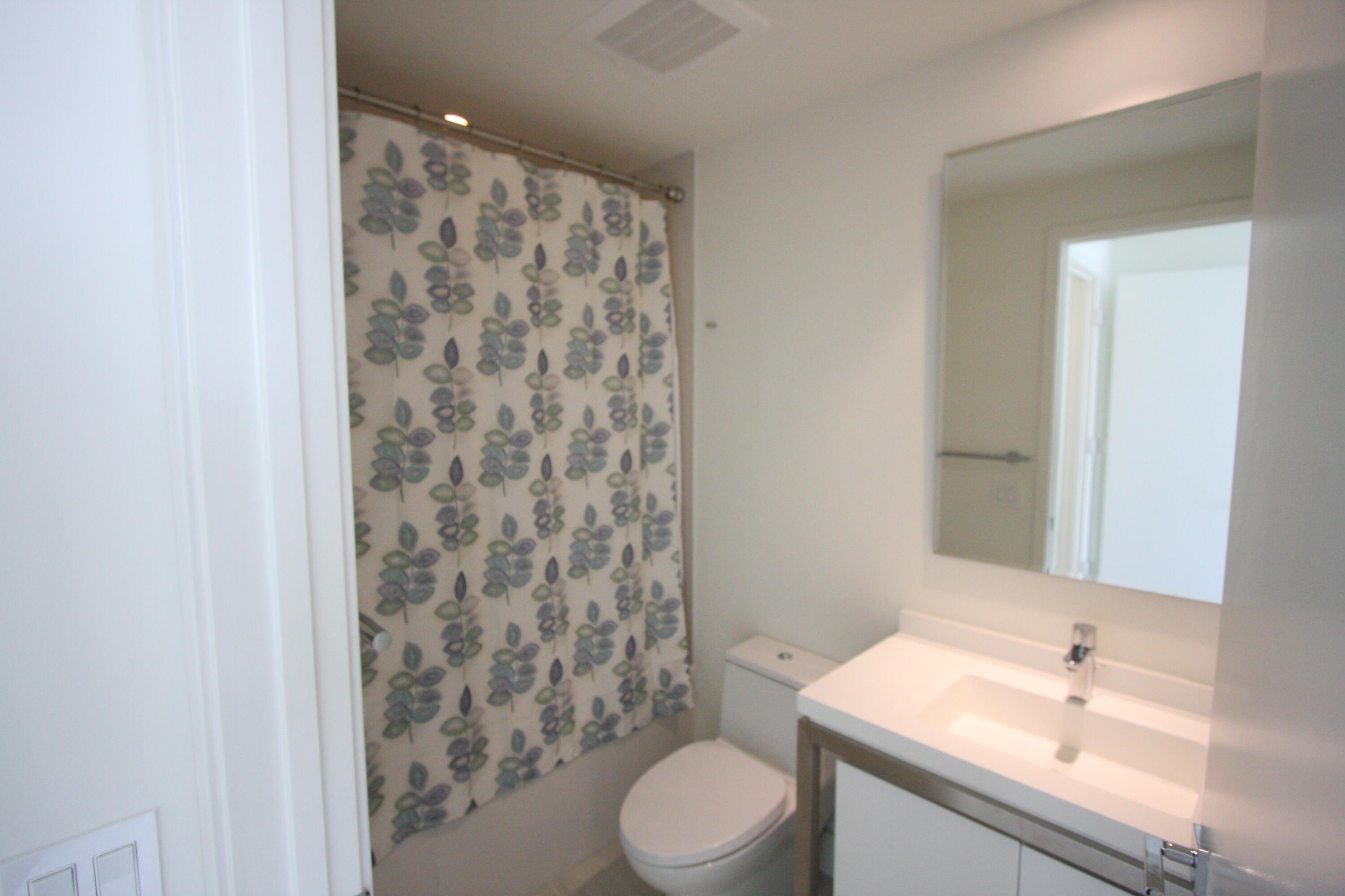 2000 Metropica Way 1609 Property Photo 58