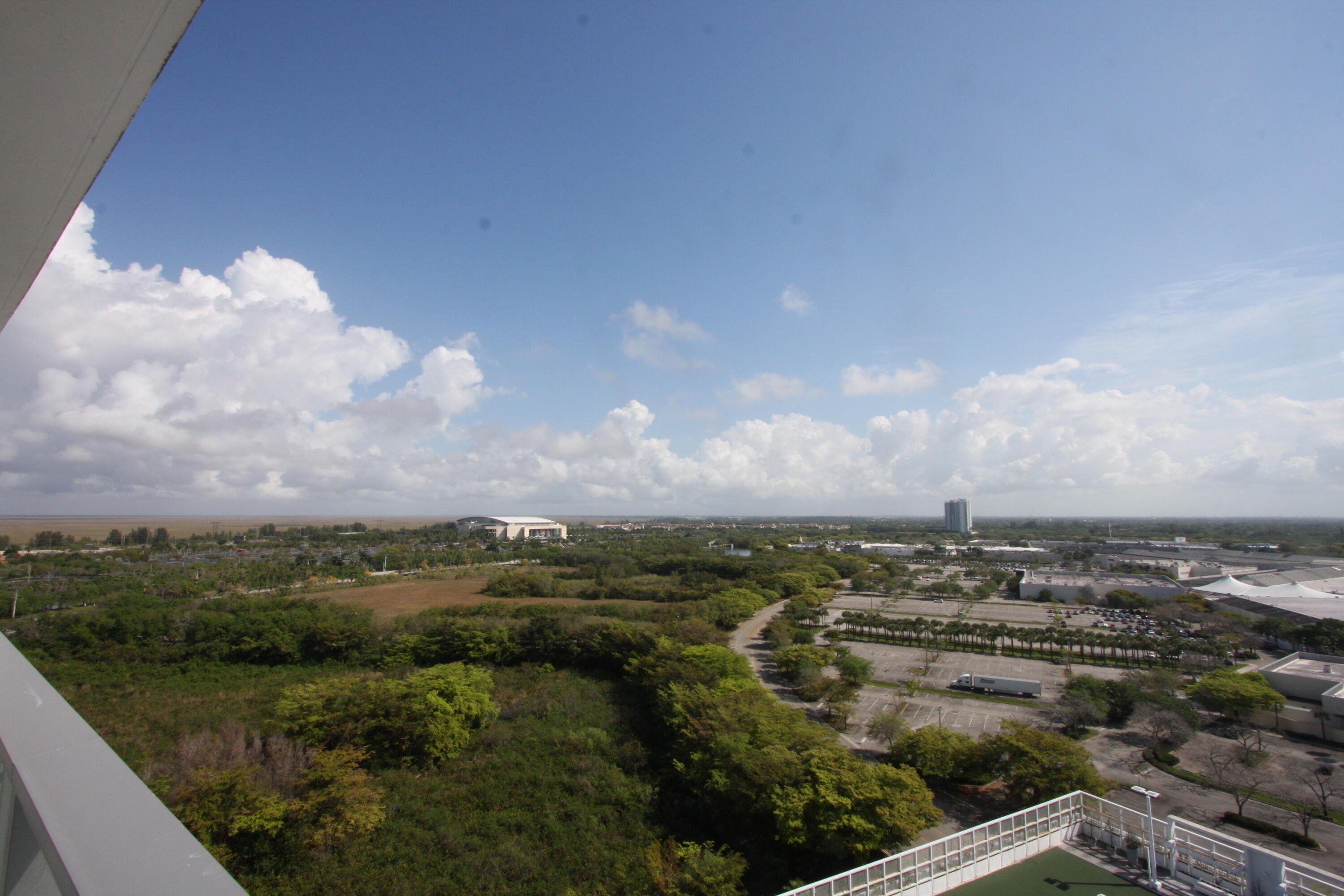 2000 Metropica Way 1609 Property Photo 59