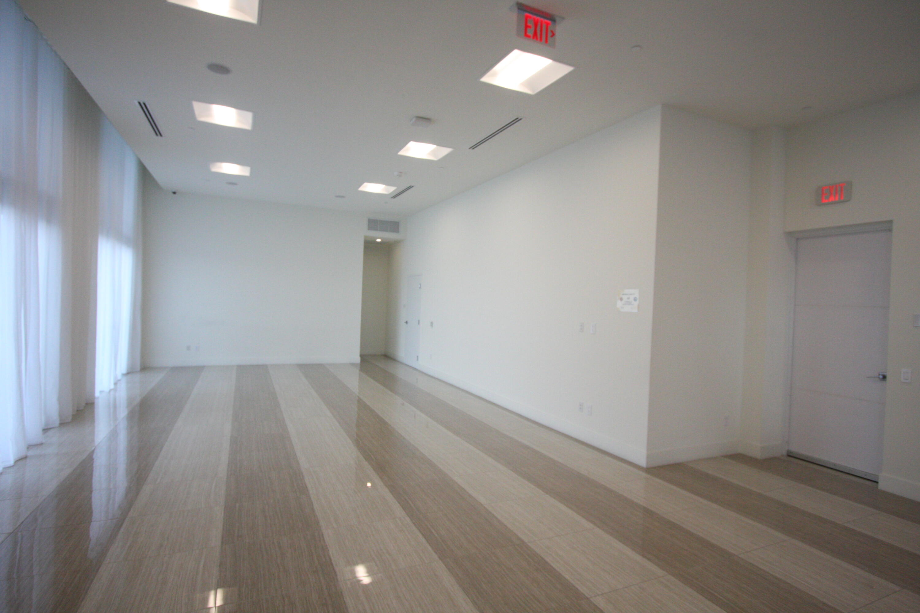 2000 Metropica Way 1609 Property Photo 68