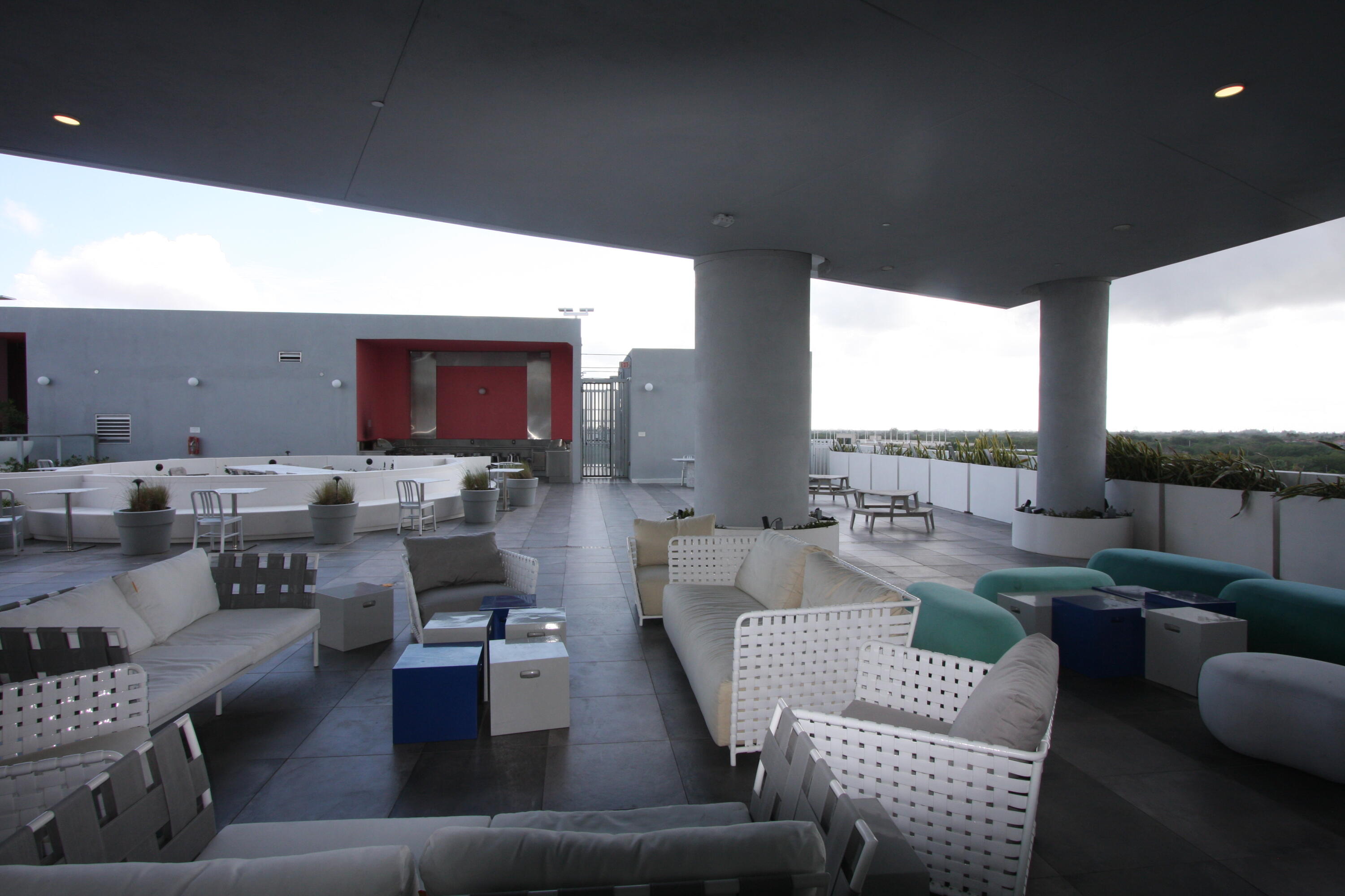 2000 Metropica Way 1609 Property Photo 72