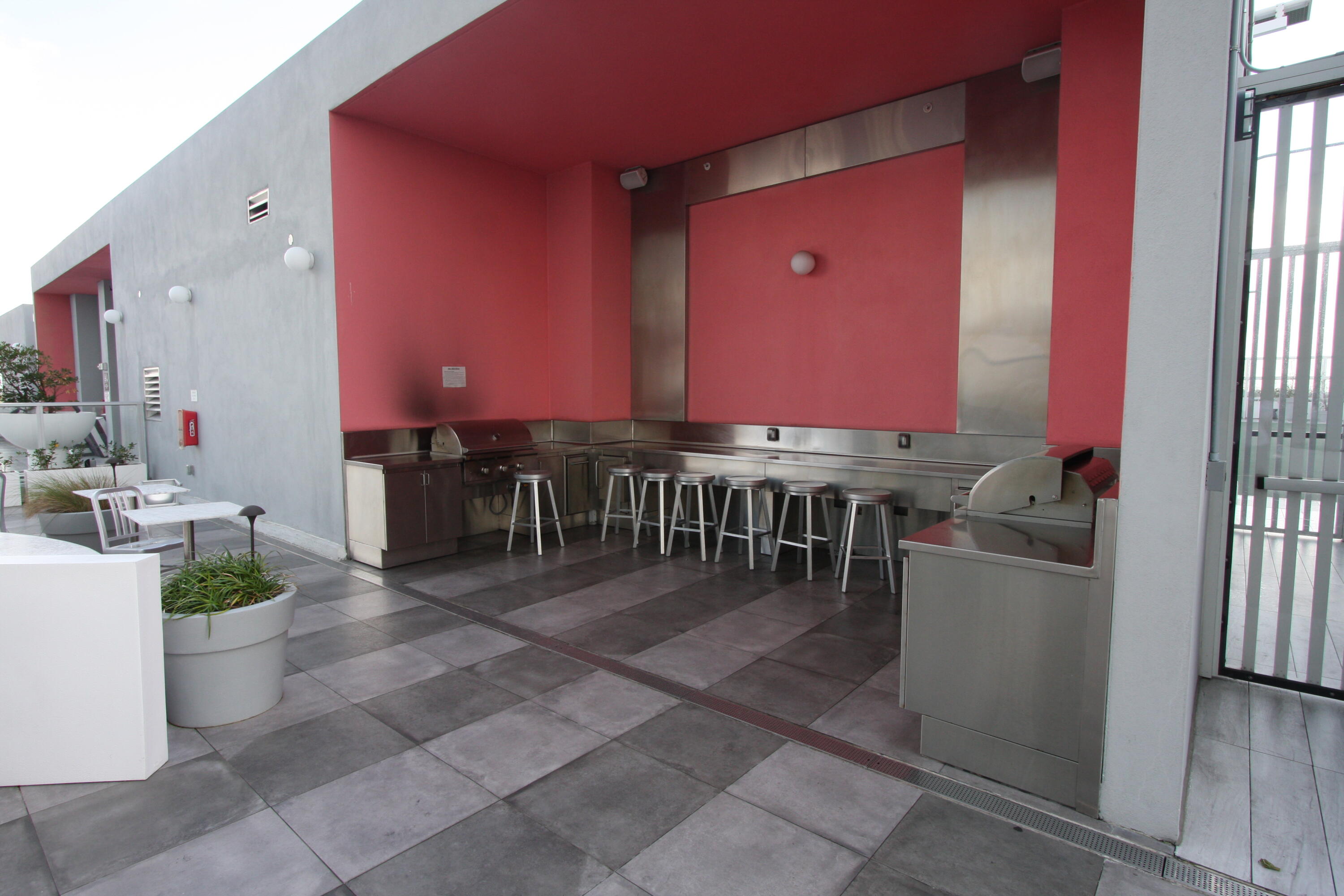 2000 Metropica Way 1609 Property Photo 73