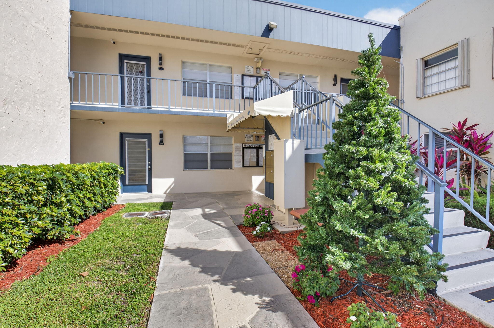 173 Flanders D Property Photo 1