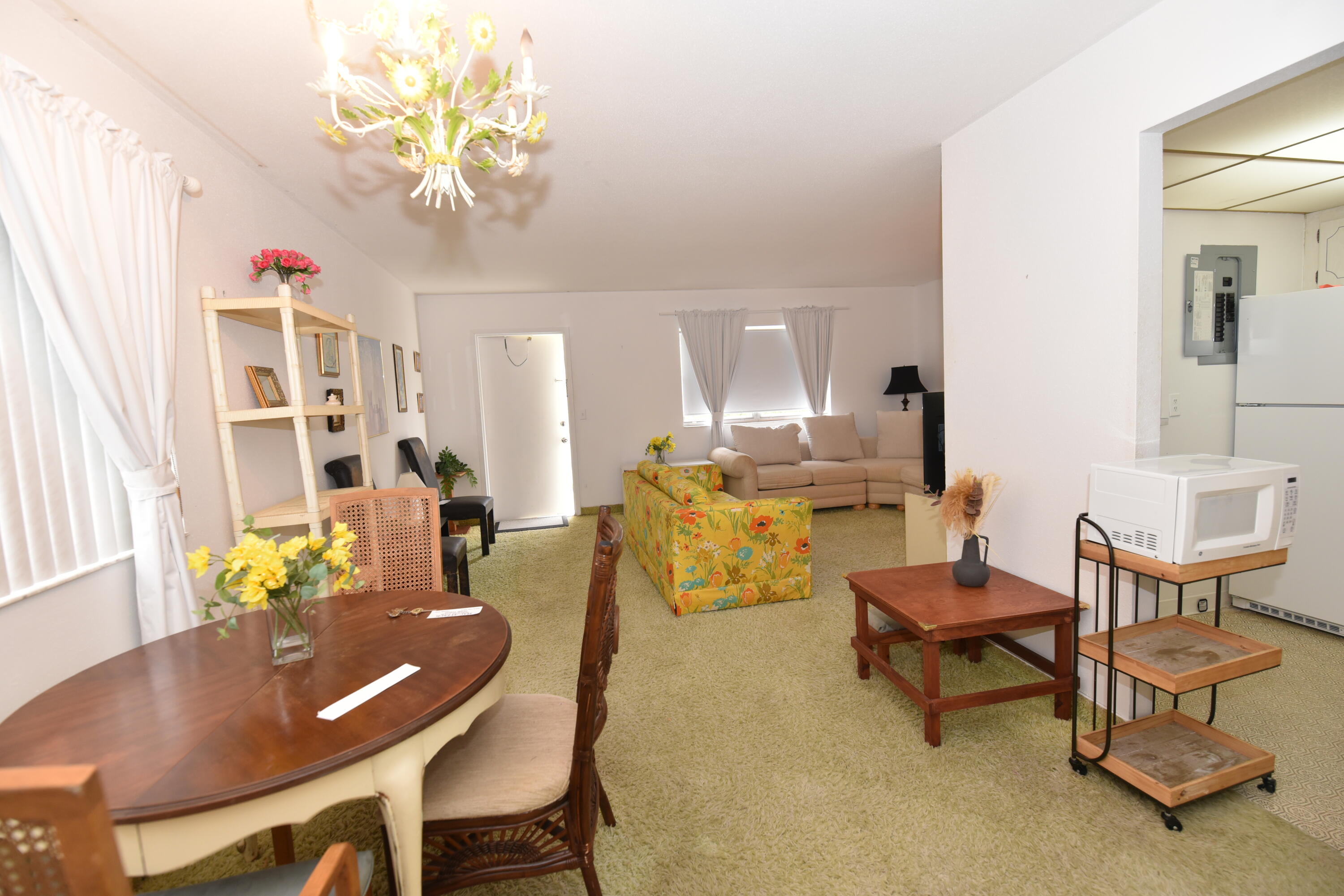 715 Saxony O Property Photo 4