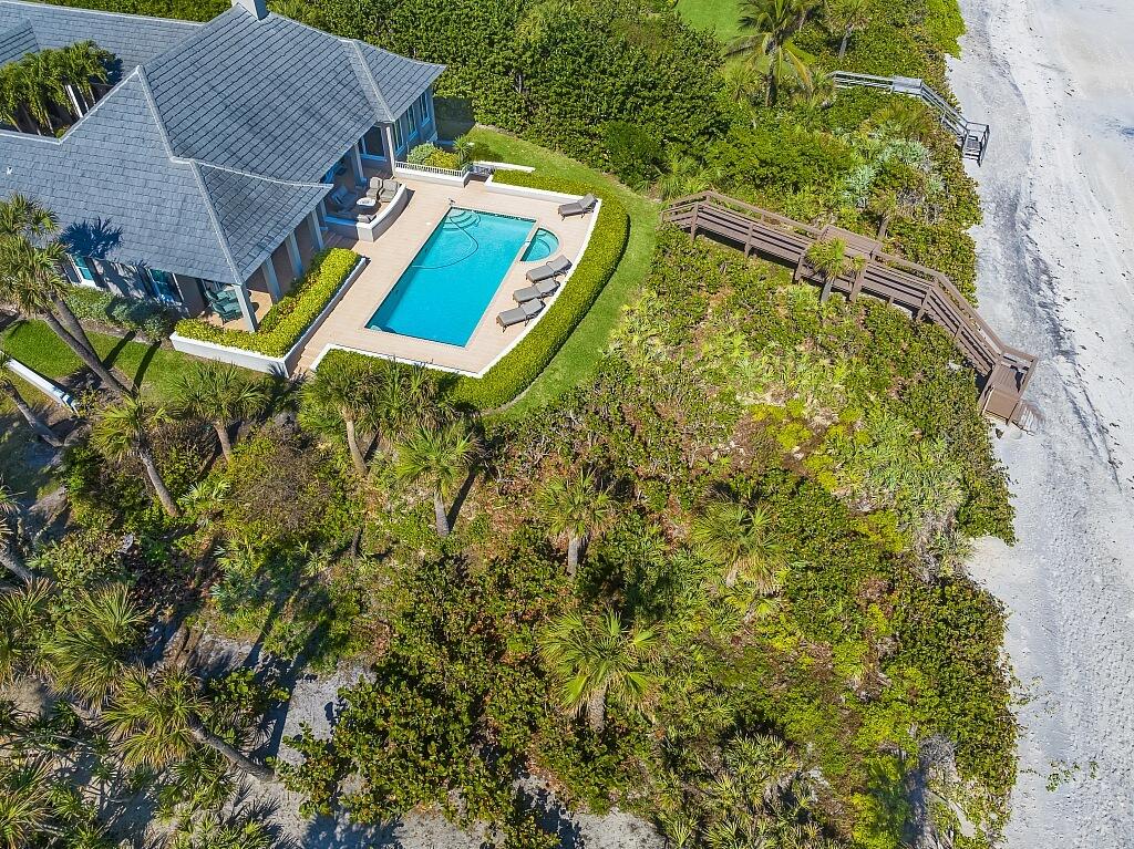 290 Bermuda Bay Lane Property Photo 4