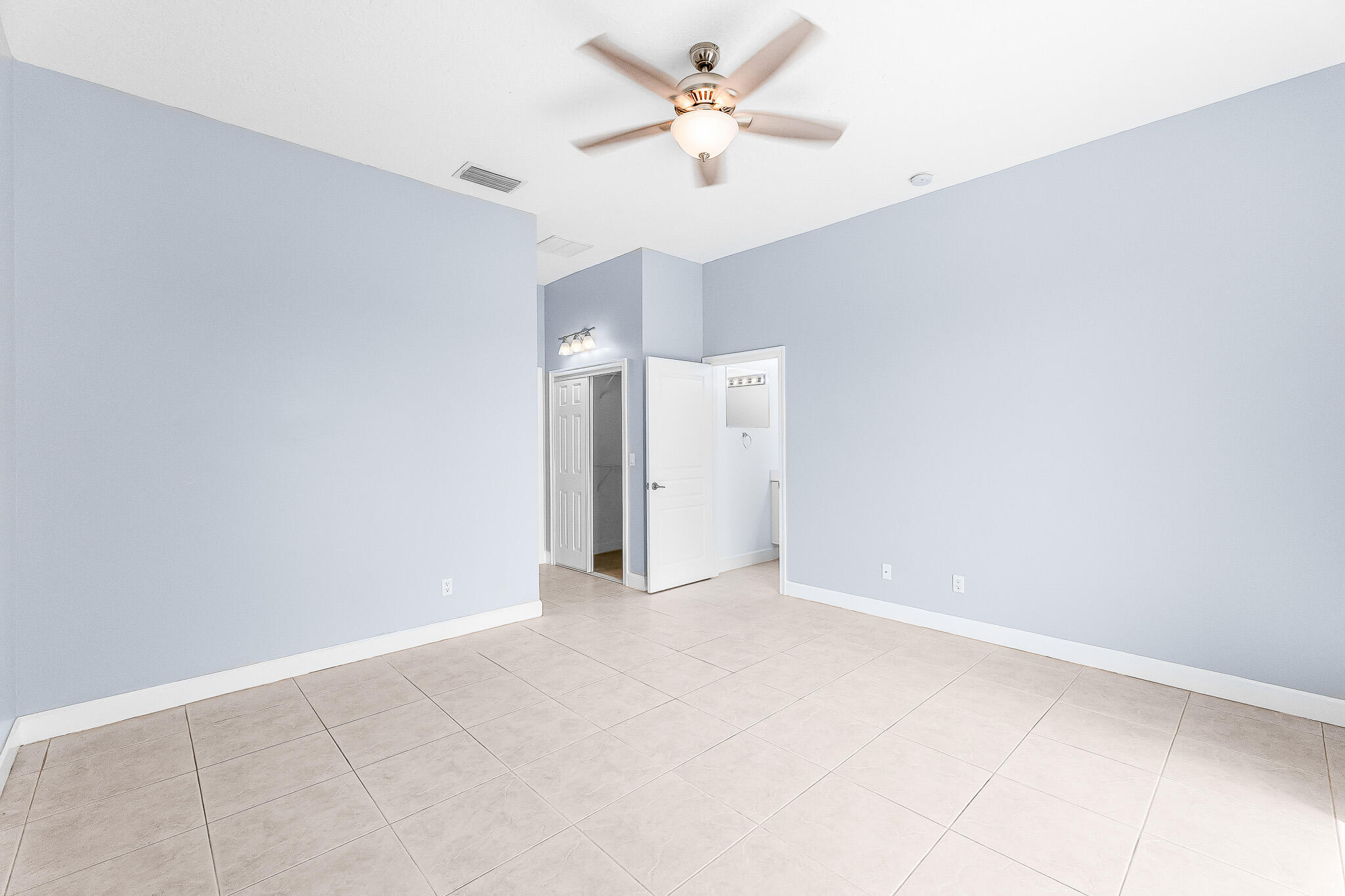 615 Ne Canoe Park Circle Property Photo 18
